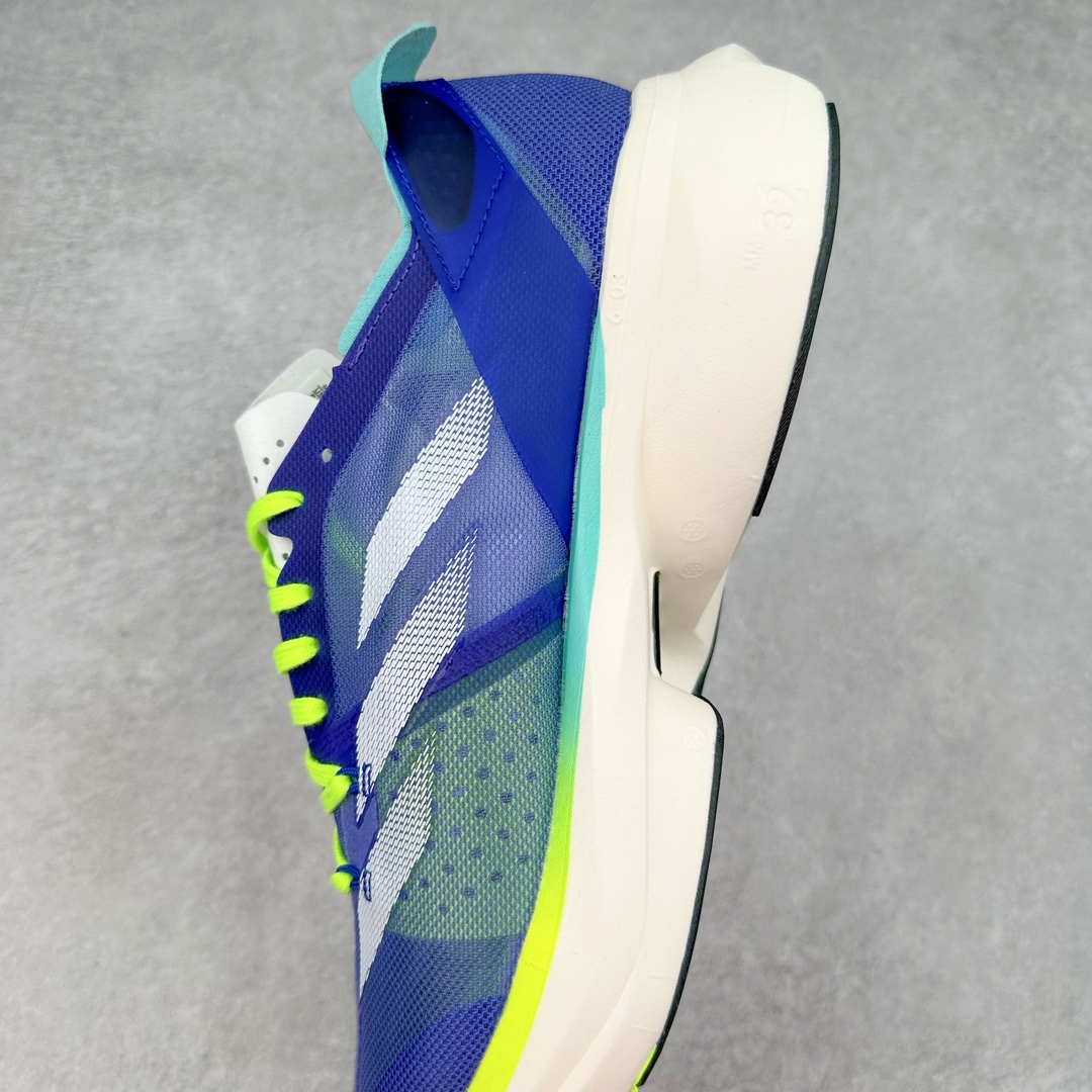 图片[7]-AD Adizero Adios Pro 3 马拉松竞速专业跑鞋 ID3635 CELERMESH针织网面非常轻薄 纤维间的缝隙很大 可以保证跑步时的透气、排汗效果 鞋舌直接与两侧的内衬和鞋底连接在一起 在跑步过程中不会被鞋舌的左右移动所困扰 在标准鞋带孔的基础上再拓宽一组鞋带孔 适合不同脚型的需求 突破性 EnergyRods 技术，有助于跑者实现更好的成绩 中底独特的LIGHTSTRIKE PRO泡棉材质 微弹感觉在跑步过程中给予了良好的支撑体验 对于顶级精英和高水平进阶跑者来说 ADIOS PRO是一双值得信赖的竞速比赛用鞋 尺码：36 36.5 37.5 38 38.5 39 40 40.5 41 42 42.5 43 44 44.5 45-选品中心