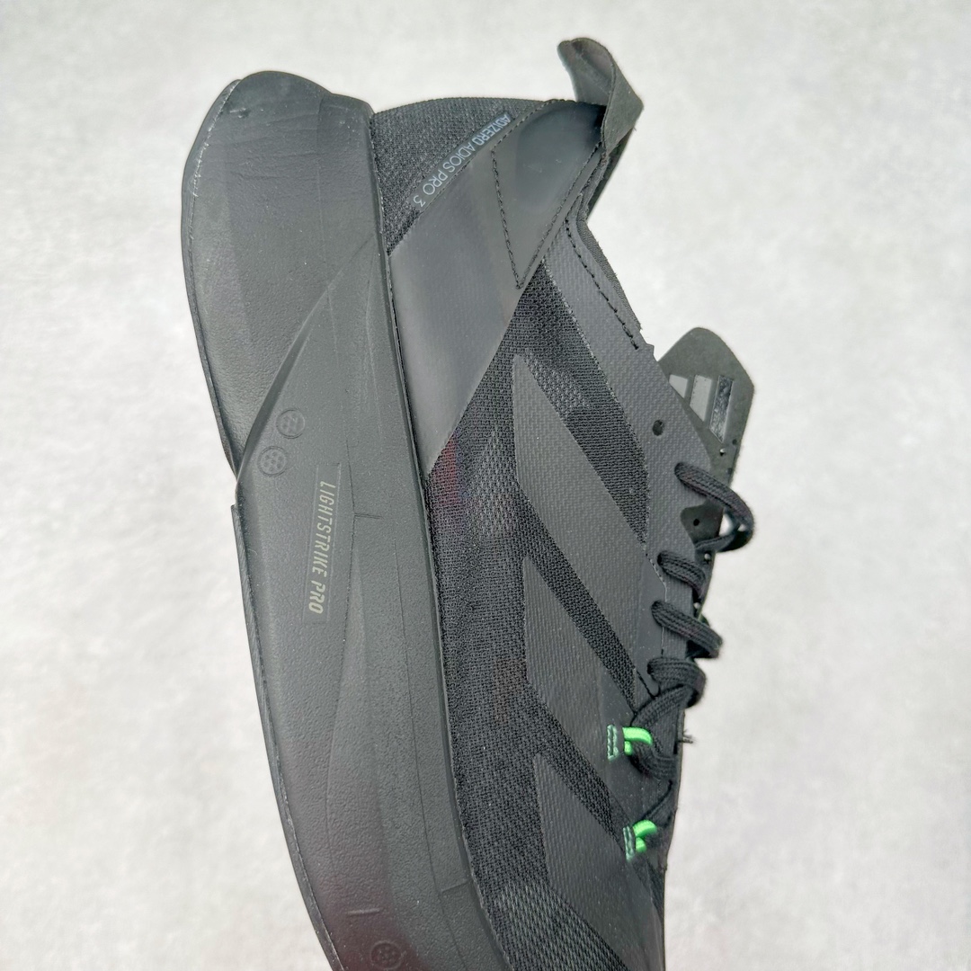 图片[6]-AD Adizero Adios Pro 3 马拉松竞速专业跑鞋 ID8469 CELERMESH针织网面非常轻薄 纤维间的缝隙很大 可以保证跑步时的透气、排汗效果 鞋舌直接与两侧的内衬和鞋底连接在一起 在跑步过程中不会被鞋舌的左右移动所困扰 在标准鞋带孔的基础上再拓宽一组鞋带孔 适合不同脚型的需求 突破性 EnergyRods 技术，有助于跑者实现更好的成绩 中底独特的LIGHTSTRIKE PRO泡棉材质 微弹感觉在跑步过程中给予了良好的支撑体验 对于顶级精英和高水平进阶跑者来说 ADIOS PRO是一双值得信赖的竞速比赛用鞋 尺码：36 36.5 37.5 38 38.5 39 40 40.5 41 42 42.5 43 44 44.5 45-选品中心