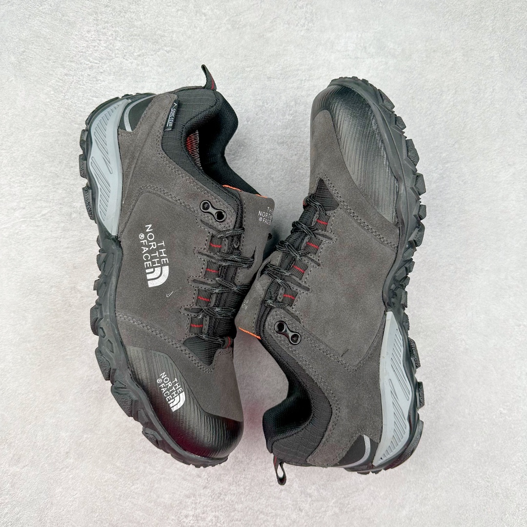 图片[3]-The North Face 北面 乐斯菲斯户外运动休闲登山越野徒步鞋 广东大厂品质 面料采用进口磨砂牛皮 鞋底采用Vibram黄金大底 专门为鞋底设计的橡胶以出色的耐磨性 良好的防滑性或得不少户外运动爱好者的喜欢 专业户外登山品牌（北面）The North Face自1966年创立，由两位热爱登山徒步的年轻登山者于美西旧金山开创，不断透过研发与创新，并且将最先进的技术结合在服装与鞋款设计，生产多种外型帅气且专业能力非常强的户外运动装备而备受欢迎。 尺码：39-44 （运动鞋码）-选品中心