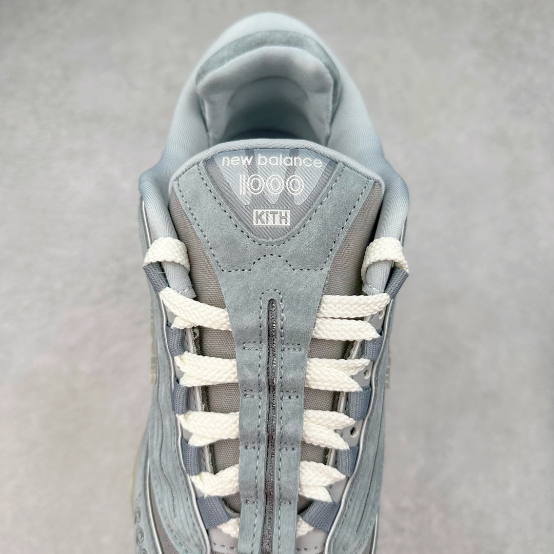 图片[5]-NB新百伦New Balance M1000 系列低帮复古老爹风休闲运动慢跑鞋 据悉，New Balance的复古鞋型M1000系列将在2024年正式回归。而自家美产创意总监Teddy Santis的AIMÉ LEON DORE也将率先推出联名1000撑撑场子，鞋款预计将在今年正式发布。New Balance1000系列作为NB最高端的鞋型，诞生于1999年，一度成为当年的热门鞋型，神似Nike Air Max95，现在看来也是一双符合潮流趋势的复古老爹鞋型。此番Teddy Santis亲自操刀，将丰富的配色和升级材质于复古的1000鞋型结合，鞋身采用米色、绿色和粉色的搭配。\\\”N\\\”字Logo也以全新的设计呈现，以1000标志性的网布和皮革材质打造，带来全新的视觉体验。后续ALD和New Balance1000的联名还将推出纯白配色，具体颜值还要等更多实物图的释出。AIMÉ LEON DORE和New Balance的多次联名一直有着超高的人气，无论是550还是1906R都有着不低的溢价，预计此番颜值不错的全新1000也会有着较高的人气。尺码：36 37 37.5 38 38.5 39.5 40 40.5 41.5 42 42.5 43 44 44.5 45-选品中心