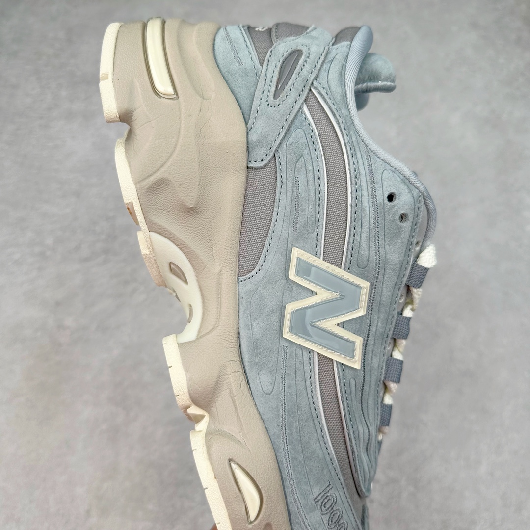 图片[6]-NB新百伦New Balance M1000 系列低帮复古老爹风休闲运动慢跑鞋 据悉，New Balance的复古鞋型M1000系列将在2024年正式回归。而自家美产创意总监Teddy Santis的AIMÉ LEON DORE也将率先推出联名1000撑撑场子，鞋款预计将在今年正式发布。New Balance1000系列作为NB最高端的鞋型，诞生于1999年，一度成为当年的热门鞋型，神似Nike Air Max95，现在看来也是一双符合潮流趋势的复古老爹鞋型。此番Teddy Santis亲自操刀，将丰富的配色和升级材质于复古的1000鞋型结合，鞋身采用米色、绿色和粉色的搭配。\\\”N\\\”字Logo也以全新的设计呈现，以1000标志性的网布和皮革材质打造，带来全新的视觉体验。后续ALD和New Balance1000的联名还将推出纯白配色，具体颜值还要等更多实物图的释出。AIMÉ LEON DORE和New Balance的多次联名一直有着超高的人气，无论是550还是1906R都有着不低的溢价，预计此番颜值不错的全新1000也会有着较高的人气。尺码：36 37 37.5 38 38.5 39.5 40 40.5 41.5 42 42.5 43 44 44.5 45-选品中心
