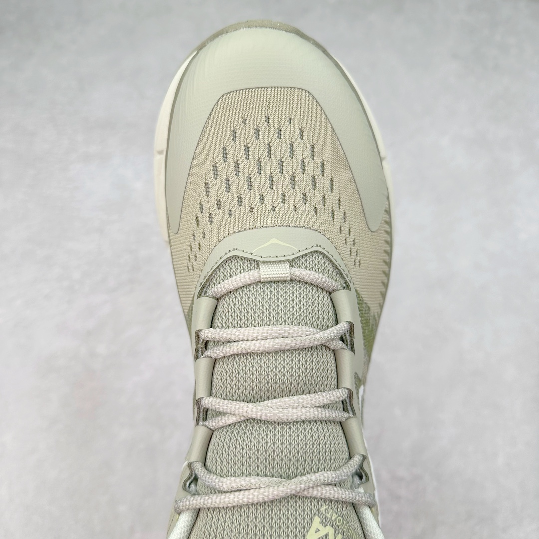 图片[4]-HOKA SKYLINE-FLOAT X 为HOKA首双搭载PeBax推进板的户外登山鞋，为近期大受欢迎的快速登山趋势打造，可同时对应越野跑与快速登山需求。90%蓖麻油提炼制造的Pebax推进版，搭配以甘蔗材质提炼的双密度EVA中底，为登山者带来源源不绝的前进能量。后跟外侧加长的Swallowtail Heel燕尾设计，同时提供上坡有感推进力、下坡步态更顺畅转换的快速登山新体验，适合想尝试轻量化登山，追求快速登山，但希望同时保持支撑推进力的族群。SKYLINE-FLOAT X使用Vibram黄金大底XS Trek复合橡胶成分，兼具耐磨与抓地力，搭配全新设计的5mm大底鞋齿与鞋纹，让克服崎岖地形更轻松，落地更稳定。 尺码：36 36.5 37.5 38 38.5 39 40 40.5 41 42 42.5 43 44 44.5 45-选品中心