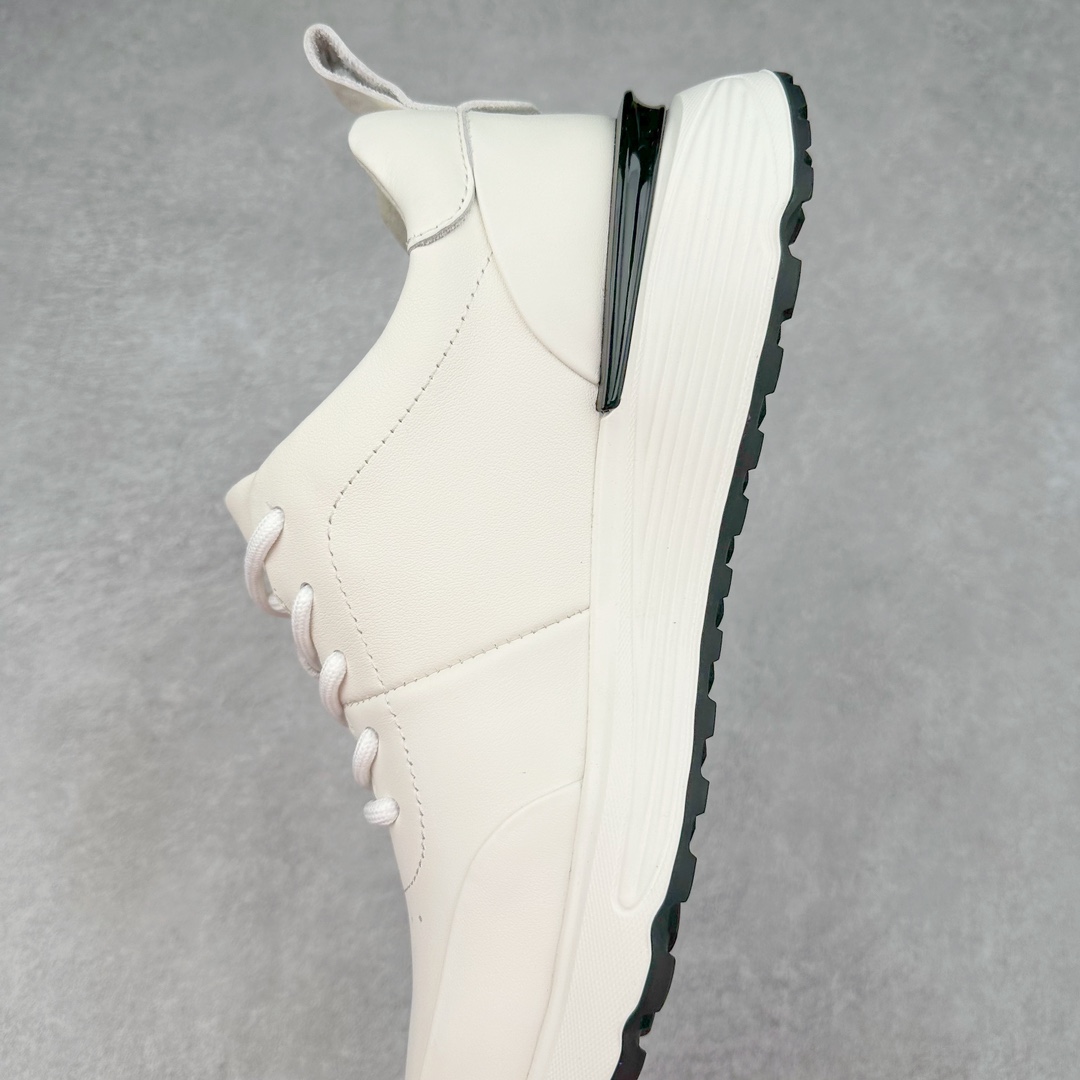 图片[7]-ECCO爱步男款慢跑鞋 缓震透气旅游鞋运动鞋 健步BIOM系列 牛皮鞋面 细腻柔软 纹理自然 柔韧耐穿 自然律动科技鞋楦，符合人体工学 带来裸足体验 直接注塑工艺连接鞋面与鞋底 一体成型，合脚耐穿 柔软超轻中底 提供出色的能量回弹和缓震体验 橡胶大底，抓地力强，具有良好的耐磨性 城市运动 适跑畅练尺码：38 39 40 41 42 43（皮鞋码）-选品中心