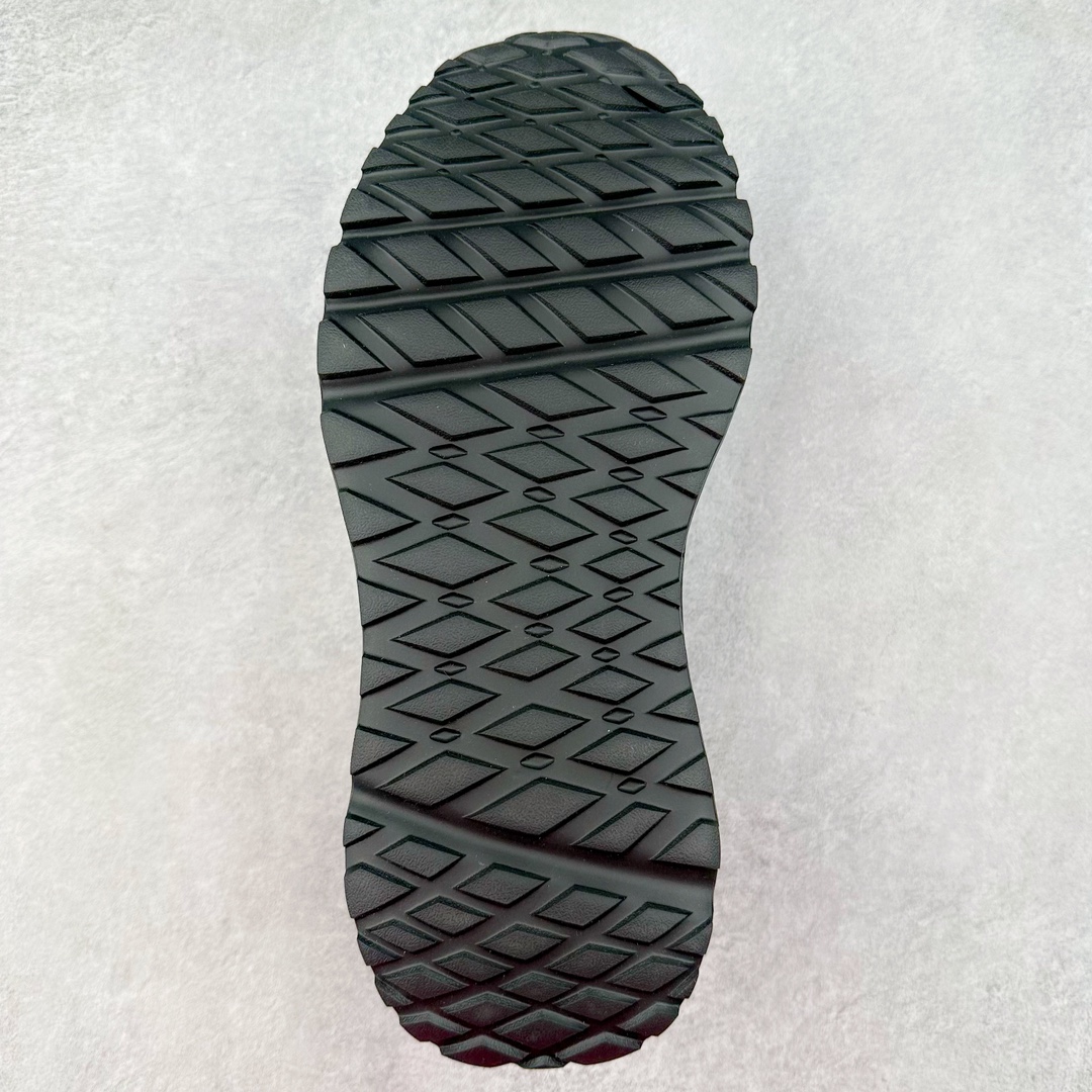 图片[9]-ECCO爱步男款慢跑鞋 缓震透气旅游鞋运动鞋 健步BIOM系列 牛皮鞋面 细腻柔软 纹理自然 柔韧耐穿 自然律动科技鞋楦，符合人体工学 带来裸足体验 直接注塑工艺连接鞋面与鞋底 一体成型，合脚耐穿 柔软超轻中底 提供出色的能量回弹和缓震体验 橡胶大底，抓地力强，具有良好的耐磨性 城市运动 适跑畅练尺码：38 39 40 41 42 43（皮鞋码）-选品中心