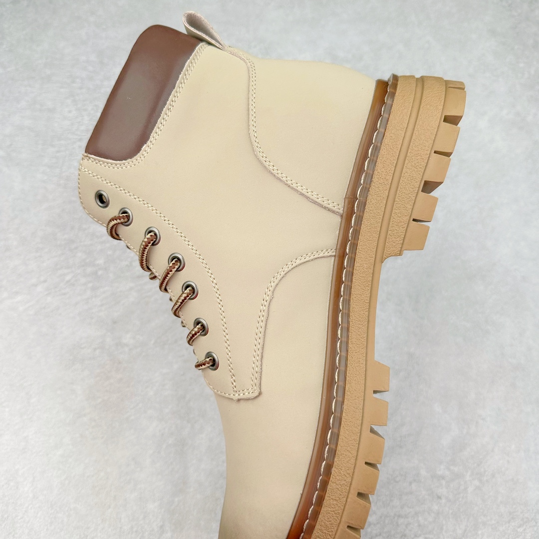 图片[7]-Timberland添柏岚/天伯伦户外高帮休闲大黄靴系列 #广东大厂品质 原盒原包装 #24ss新款 时尚潮流搭配 面料采用意大利🇮🇹顶级磨砂细纹牛皮 搭配防臭防腐真皮乳胶鞋垫 大底到五金都是代工厂原材料制作 同原版固特异永不开胶工艺 好货不杀猪 首单质量严格把控 全网独家首发 品质毋庸置疑 全套官网统一包装 给您完美的穿着体验 质量考究耐穿 型男必备 专治不帅 高品质脚感一流 今年冬季防寒户外专用 日常随意搭配 尺码：38 39 40 41 42 43 44（皮鞋码）-选品中心