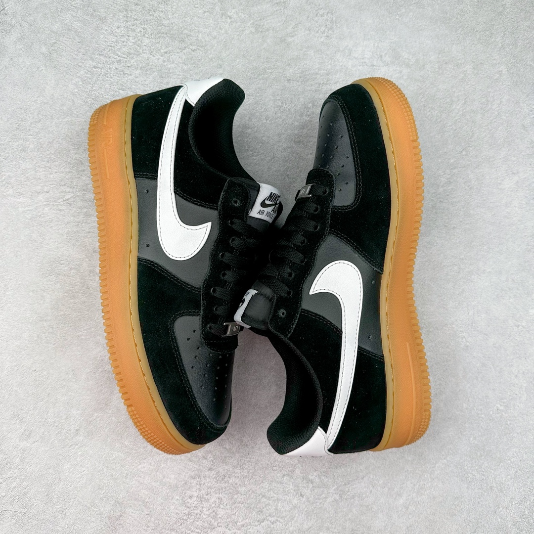 图片[3]-NK Air Force 1´07 Low 空军一号低帮百搭休闲运动板鞋 FQ8714-004 柔软、弹性十足的缓震性能和出色的中底设计 横跨复古与现代的外型结合 造就出风靡全球 三十多年的Force 1 直到今天还深受青睐 尺码：36 36.5 37.5 38 38.5 39 40 40.5 41 42 42.5 43 44 44.5 45-选品中心