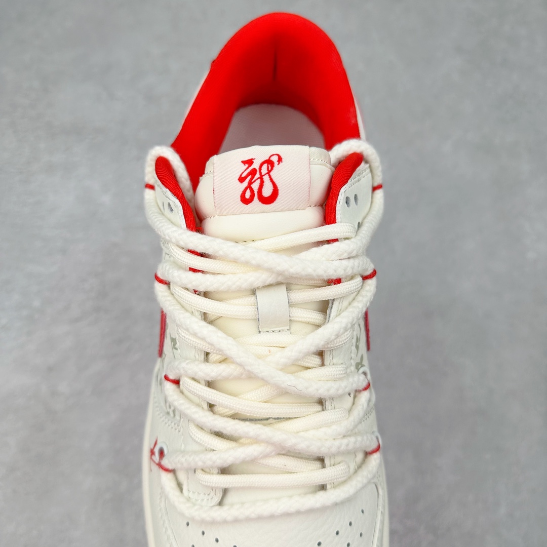 图片[5]-NK Dunk Low 定制配色 SJ2068-228 大厂出品 极力推荐 原装头层材料 独家版型蒸餾加工帶來的是更好的视觉和脚感体验大厂纯原品质出货 清洁度 电绣工艺 皮料切割干净无任何毛边 细节完美 尺码：36 36.5 37.5 38 38.5 39 40 40.5 41 42 42.5 43 44 44.5 45 46 47.5-选品中心