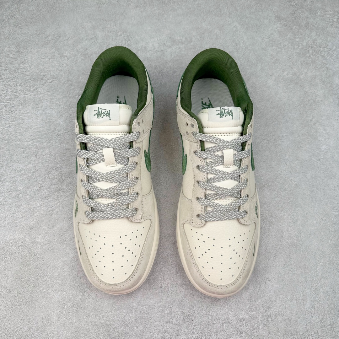 图片[2]-NK Dunk Low 定制配色 SJ2068-303 大厂出品 极力推荐 原装头层材料 独家版型蒸餾加工帶來的是更好的视觉和脚感体验大厂纯原品质出货 清洁度 电绣工艺 皮料切割干净无任何毛边 细节完美 尺码：36 36.5 37.5 38 38.5 39 40 40.5 41 42 42.5 43 44 44.5 45 46 47.5-选品中心