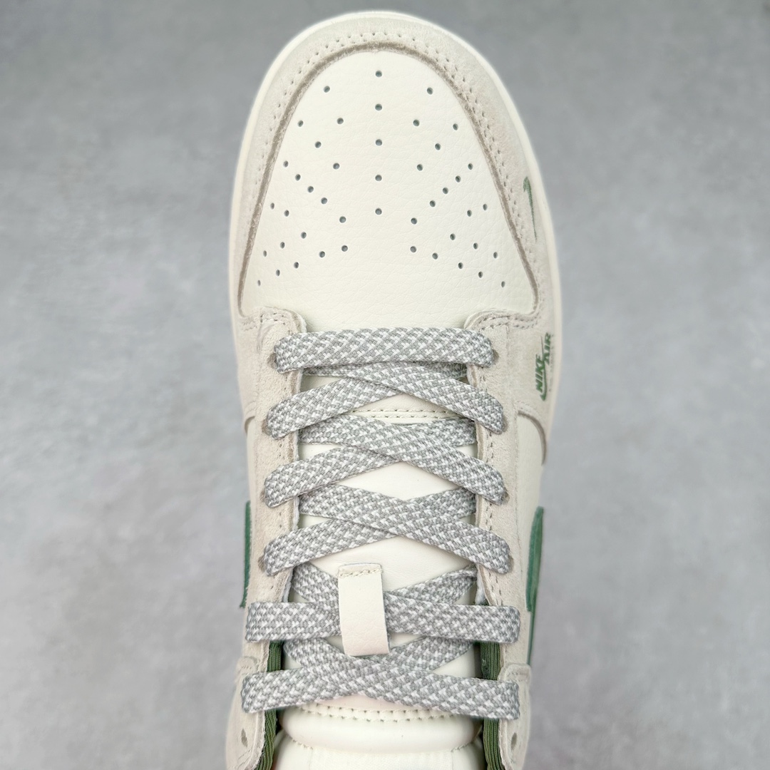 图片[4]-NK Dunk Low 定制配色 SJ2068-303 大厂出品 极力推荐 原装头层材料 独家版型蒸餾加工帶來的是更好的视觉和脚感体验大厂纯原品质出货 清洁度 电绣工艺 皮料切割干净无任何毛边 细节完美 尺码：36 36.5 37.5 38 38.5 39 40 40.5 41 42 42.5 43 44 44.5 45 46 47.5-选品中心