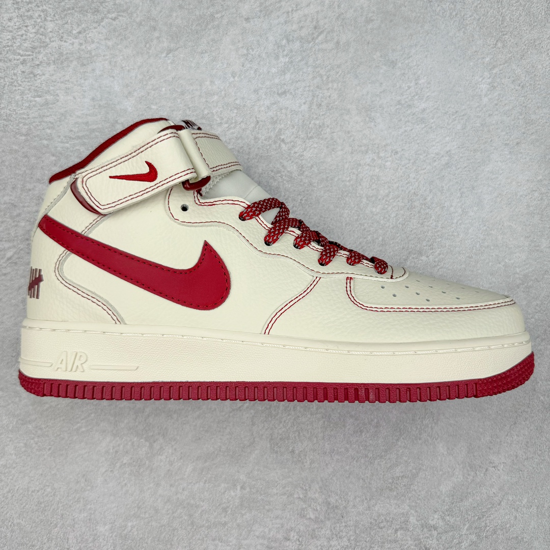 NK Air Force 1 Mid 空军一号中帮高帮百搭休闲运动板鞋 UM2369-015 柔软、弹性十足的缓震性能和出色的中底设计 横跨复古与现代的外型结合 造就出风靡全球三十多年的Force 1 尺码：36 36.5 37.5 38 38.5 39 40 40.5 41 42 42.5 43 44 44.5 45-选品中心