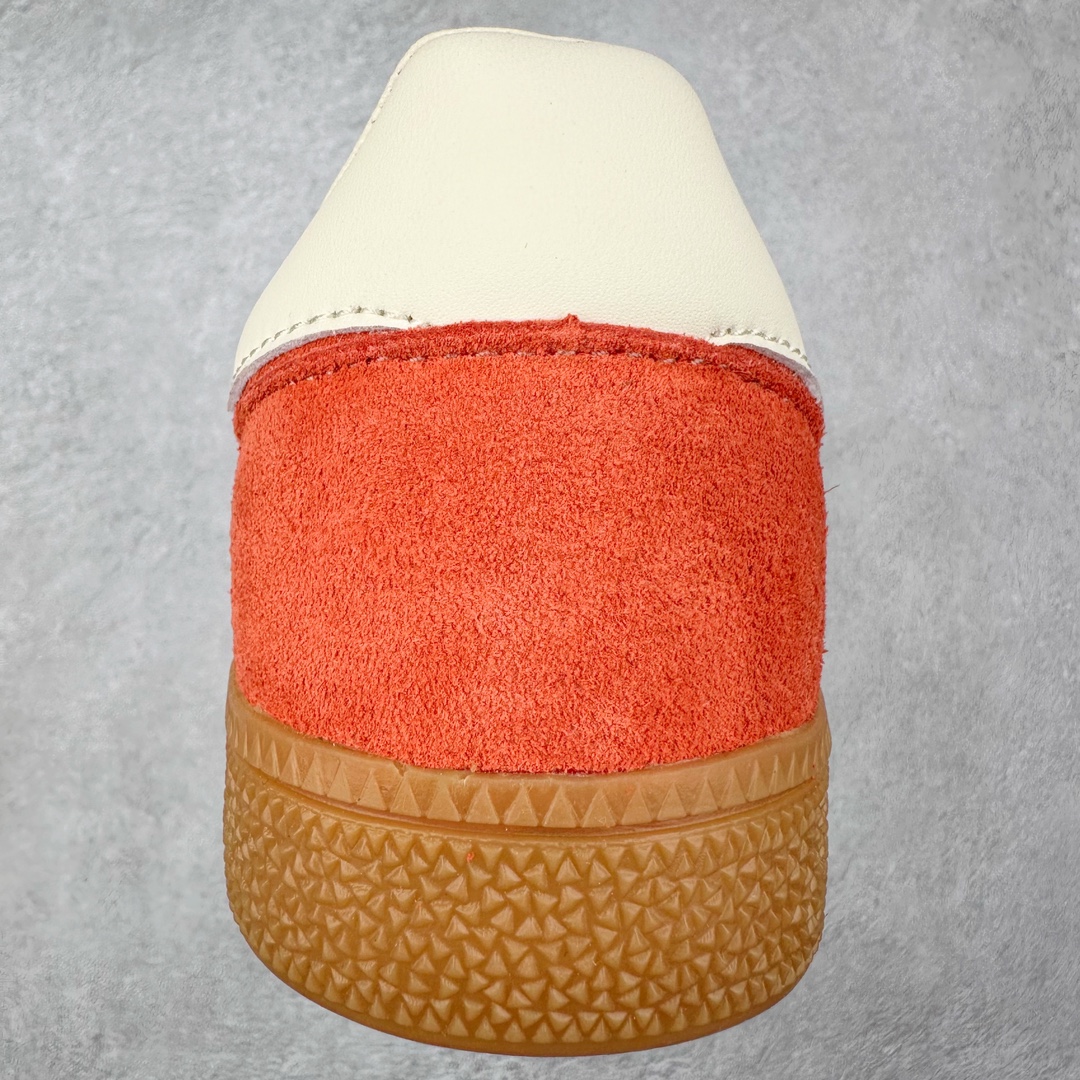 图片[8]-＃X版 AD Originals Handball SPZL 手球运动员系列百搭休闲运动板鞋 IG6191 这款来自阿迪达斯的这款HANDBALL SPZL前身是一双手球运动鞋，这一次拿来复刻，所以鞋面的主要色彩选用了黑色， 鞋面外侧除了Spezial字母之外还有三叶草标志。Handball SPZL作为复古手球训练鞋与作为室内足球鞋的Samba有着异曲同工之处，但是质感更为出众的鞋身以及丰富的配色选择比起Samba来讲可以说是更胜一筹了！尺码：36 36⅔ 37⅓ 38 38⅔ 39⅓ 40 40⅔ 41⅓ 42 42⅔ 43⅓ 44 45-选品中心