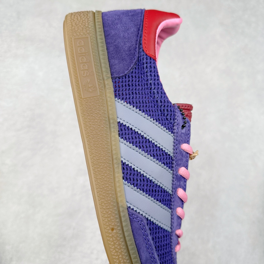 图片[6]-＃X版 AD Originals Handball SPZL 手球运动员系列百搭休闲运动板鞋 II0055 这款来自阿迪达斯的这款HANDBALL SPZL前身是一双手球运动鞋，这一次拿来复刻，所以鞋面的主要色彩选用了黑色， 鞋面外侧除了Spezial字母之外还有三叶草标志。Handball SPZL作为复古手球训练鞋与作为室内足球鞋的Samba有着异曲同工之处，但是质感更为出众的鞋身以及丰富的配色选择比起Samba来讲可以说是更胜一筹了！尺码：36 36⅔ 37⅓ 38 38⅔ 39⅓ 40 40⅔ 41⅓ 42 42⅔ 43⅓ 44 45-选品中心