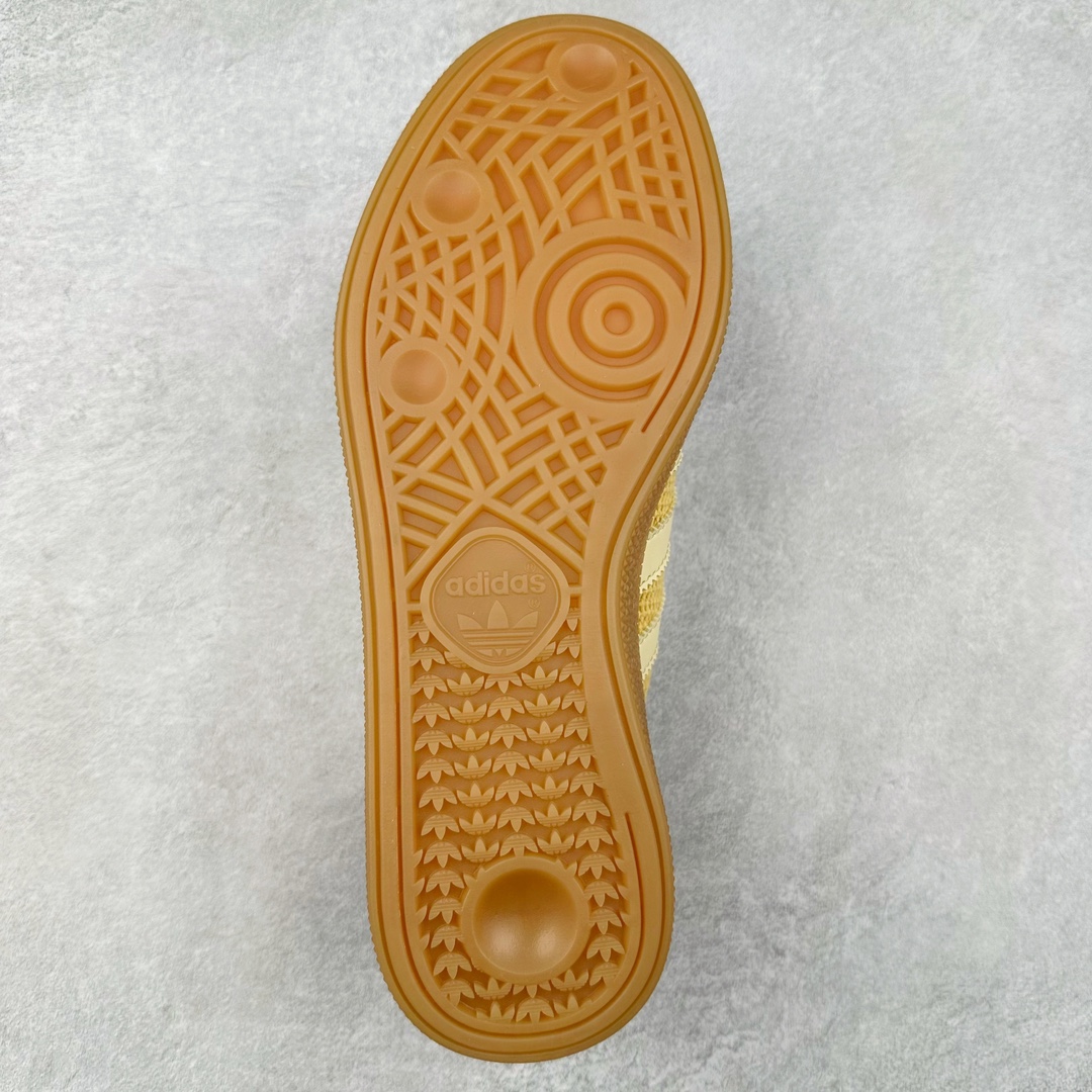 图片[9]-＃X版 AD Originals Handball SPZL 手球运动员系列百搭休闲运动板鞋 IE3403 这款来自阿迪达斯的这款HANDBALL SPZL前身是一双手球运动鞋，这一次拿来复刻，所以鞋面的主要色彩选用了黑色， 鞋面外侧除了Spezial字母之外还有三叶草标志。Handball SPZL作为复古手球训练鞋与作为室内足球鞋的Samba有着异曲同工之处，但是质感更为出众的鞋身以及丰富的配色选择比起Samba来讲可以说是更胜一筹了！尺码：36 36⅔ 37⅓ 38 38⅔ 39⅓ 40 40⅔ 41⅓ 42 42⅔ 43⅓ 44 45-选品中心