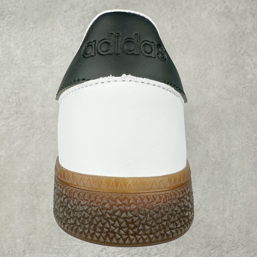 图片[8]-＃X版 AD Originals Handball SPZL 手球运动员系列百搭休闲运动板鞋 II0056 这款来自阿迪达斯的这款HANDBALL SPZL前身是一双手球运动鞋，这一次拿来复刻，所以鞋面的主要色彩选用了黑色， 鞋面外侧除了Spezial字母之外还有三叶草标志。Handball SPZL作为复古手球训练鞋与作为室内足球鞋的Samba有着异曲同工之处，但是质感更为出众的鞋身以及丰富的配色选择比起Samba来讲可以说是更胜一筹了！尺码：36 36⅔ 37⅓ 38 38⅔ 39⅓ 40 40⅔ 41⅓ 42 42⅔ 43⅓ 44 45-选品中心