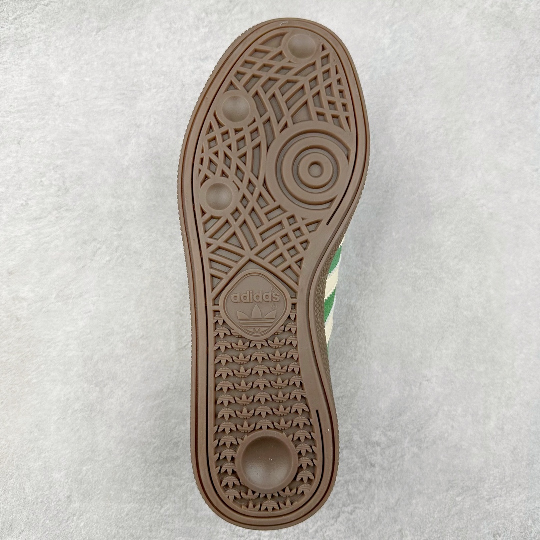 图片[9]-＃X版 AD Originals Handball SPZL 手球运动员系列百搭休闲运动板鞋 IG6192 这款来自阿迪达斯的这款HANDBALL SPZL前身是一双手球运动鞋，这一次拿来复刻，所以鞋面的主要色彩选用了黑色， 鞋面外侧除了Spezial字母之外还有三叶草标志。Handball SPZL作为复古手球训练鞋与作为室内足球鞋的Samba有着异曲同工之处，但是质感更为出众的鞋身以及丰富的配色选择比起Samba来讲可以说是更胜一筹了！尺码：36 36⅔ 37⅓ 38 38⅔ 39⅓ 40 40⅔ 41⅓ 42 42⅔ 43⅓ 44 45-选品中心