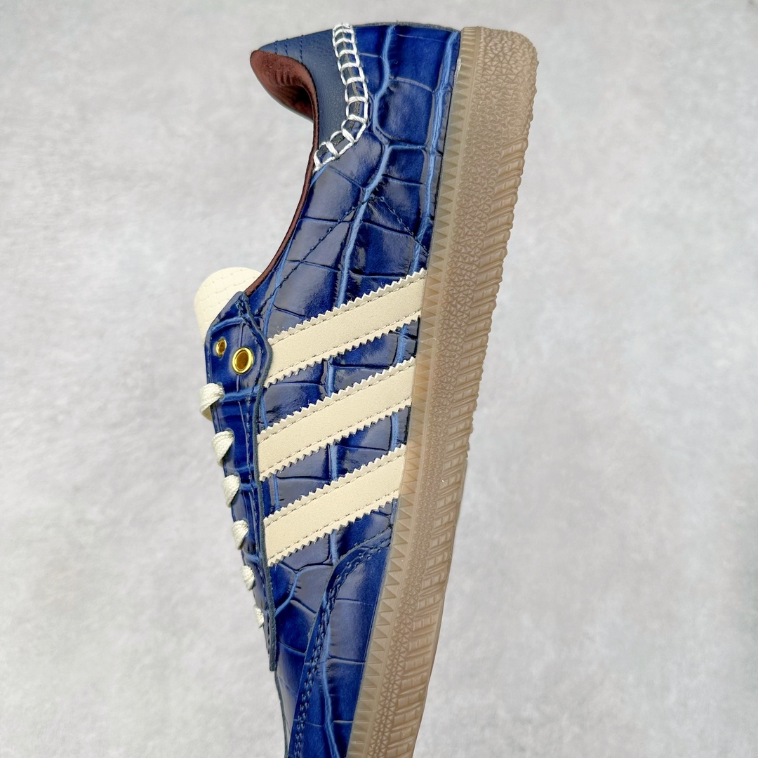 图片[7]-AD Original Samba OG 复古经典轻便板鞋 JH9825 这款桑巴鞋展示了高质量的工艺 带有装饰的超锁缝制和无缝的手感 柔软、柔软的皮革造型和标志性的3条纹完成了精致的外观 正规合身鞋带 鞋面上有绒面鞋垫 橡胶鞋底 享受正畸套筒软感 自50年代首次亮相以来就一直在赢得粉丝的青睐 尺码：36 36.5 37.5 38 38.5 39 40 40.5 41 42 42.5 43 44 44.5 45-选品中心