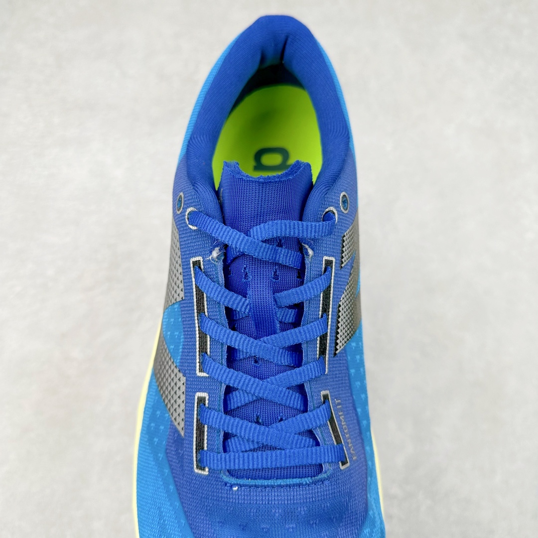 图片[5]-NEW BALANCE Rebel FuelCell Rebel V4 SuperComp Elite 精英版内置碳板 舒适时尚织物减震耐磨低帮马拉松轻量化跑步鞋 NB新百伦于 2019 年夏天首次发布了 Rebel 在制鞋业仍在向强调能量回报的弹力泡沫转变的时候 Rebel 确实是一个叛逆者 快进到 2024 年 Rebel v4 承诺通过重新配制的中底化合物和更高的堆叠高度提供更轻、更有弹性的跑步体验 就像New Balance SC Elite v4一样 Rebel v4 提供了完全重新设计的中底化合物 最新的混合物将 New Balance 专有的 FuelCell 泡沫（TPU 和 EVA 的混合物）与 PEBA 泡沫相结合 带来更弹跳的跑步体验 PEBA是一种超轻 高性能的泡沫 通常出现在镀碳超级鞋中 New Balance Rebel v4、ASICS Novablast 4和Brooks Hyperion Max都是精力充沛的无电镀运动鞋 在速度锻炼和快节奏中大放异彩 这三款鞋都依靠它们的中底泡沫和轻微的摇杆形状来创造一种向前滚动的感觉 而且虽然这些鞋子在堆叠高度和重量方面各不相同 但它们提供了相似的软硬比例 有足够的流行力来加快步伐 尺码：36 37 37.5 38 38.5 39.5 40 40.5 41.5 42 42.5 43 44 45-选品中心