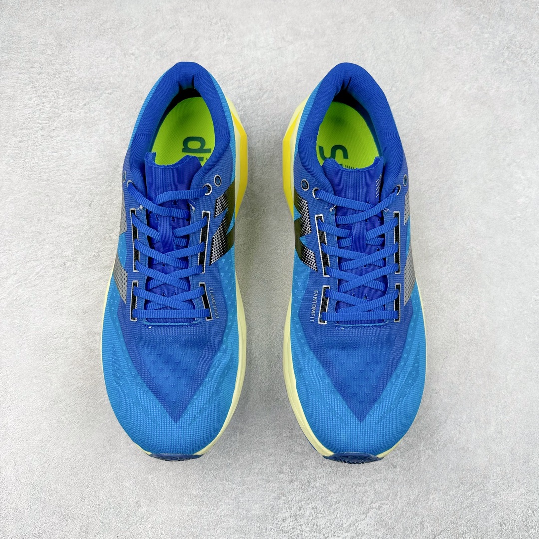图片[2]-NEW BALANCE Rebel FuelCell Rebel V4 SuperComp Elite 精英版内置碳板 舒适时尚织物减震耐磨低帮马拉松轻量化跑步鞋 NB新百伦于 2019 年夏天首次发布了 Rebel 在制鞋业仍在向强调能量回报的弹力泡沫转变的时候 Rebel 确实是一个叛逆者 快进到 2024 年 Rebel v4 承诺通过重新配制的中底化合物和更高的堆叠高度提供更轻、更有弹性的跑步体验 就像New Balance SC Elite v4一样 Rebel v4 提供了完全重新设计的中底化合物 最新的混合物将 New Balance 专有的 FuelCell 泡沫（TPU 和 EVA 的混合物）与 PEBA 泡沫相结合 带来更弹跳的跑步体验 PEBA是一种超轻 高性能的泡沫 通常出现在镀碳超级鞋中 New Balance Rebel v4、ASICS Novablast 4和Brooks Hyperion Max都是精力充沛的无电镀运动鞋 在速度锻炼和快节奏中大放异彩 这三款鞋都依靠它们的中底泡沫和轻微的摇杆形状来创造一种向前滚动的感觉 而且虽然这些鞋子在堆叠高度和重量方面各不相同 但它们提供了相似的软硬比例 有足够的流行力来加快步伐 尺码：36 37 37.5 38 38.5 39.5 40 40.5 41.5 42 42.5 43 44 45-选品中心