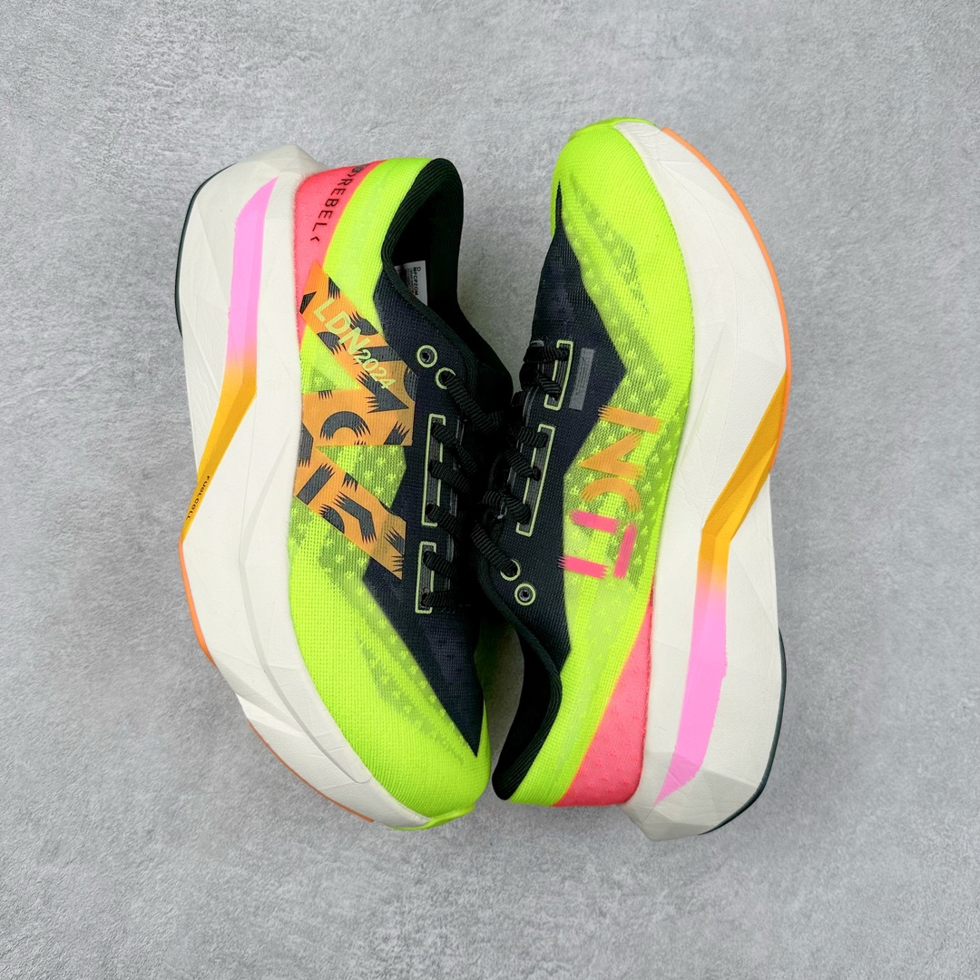 图片[3]-NEW BALANCE Rebel FuelCell Rebel V4 SuperComp Elite 精英版内置碳板 舒适时尚织物减震耐磨低帮马拉松轻量化跑步鞋 NB新百伦于 2019 年夏天首次发布了 Rebel 在制鞋业仍在向强调能量回报的弹力泡沫转变的时候 Rebel 确实是一个叛逆者 快进到 2024 年 Rebel v4 承诺通过重新配制的中底化合物和更高的堆叠高度提供更轻、更有弹性的跑步体验 就像New Balance SC Elite v4一样 Rebel v4 提供了完全重新设计的中底化合物 最新的混合物将 New Balance 专有的 FuelCell 泡沫（TPU 和 EVA 的混合物）与 PEBA 泡沫相结合 带来更弹跳的跑步体验 PEBA是一种超轻 高性能的泡沫 通常出现在镀碳超级鞋中 New Balance Rebel v4、ASICS Novablast 4和Brooks Hyperion Max都是精力充沛的无电镀运动鞋 在速度锻炼和快节奏中大放异彩 这三款鞋都依靠它们的中底泡沫和轻微的摇杆形状来创造一种向前滚动的感觉 而且虽然这些鞋子在堆叠高度和重量方面各不相同 但它们提供了相似的软硬比例 有足够的流行力来加快步伐 尺码：36 37 37.5 38 38.5 39.5 40 40.5 41.5 42 42.5 43 44 45-选品中心