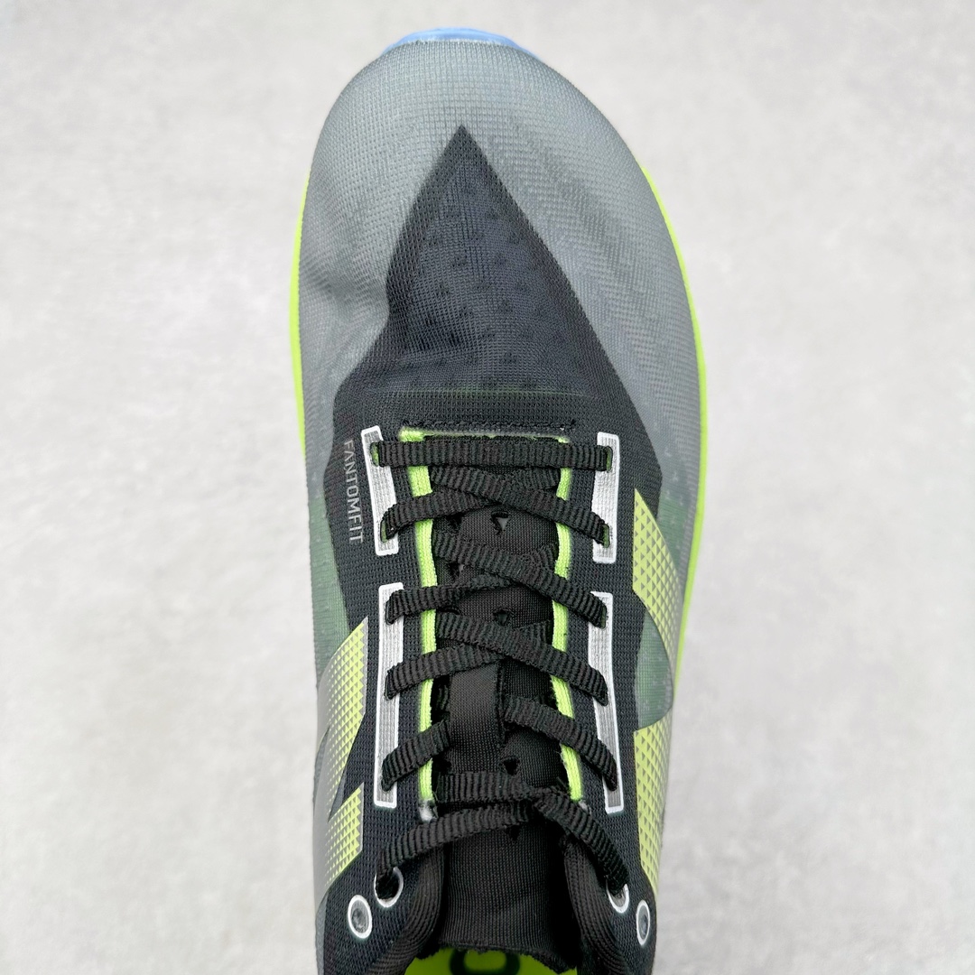 图片[4]-NEW BALANCE Rebel FuelCell Rebel V4 SuperComp Elite 精英版内置碳板 舒适时尚织物减震耐磨低帮马拉松轻量化跑步鞋 NB新百伦于 2019 年夏天首次发布了 Rebel 在制鞋业仍在向强调能量回报的弹力泡沫转变的时候 Rebel 确实是一个叛逆者 快进到 2024 年 Rebel v4 承诺通过重新配制的中底化合物和更高的堆叠高度提供更轻、更有弹性的跑步体验 就像New Balance SC Elite v4一样 Rebel v4 提供了完全重新设计的中底化合物 最新的混合物将 New Balance 专有的 FuelCell 泡沫（TPU 和 EVA 的混合物）与 PEBA 泡沫相结合 带来更弹跳的跑步体验 PEBA是一种超轻 高性能的泡沫 通常出现在镀碳超级鞋中 New Balance Rebel v4、ASICS Novablast 4和Brooks Hyperion Max都是精力充沛的无电镀运动鞋 在速度锻炼和快节奏中大放异彩 这三款鞋都依靠它们的中底泡沫和轻微的摇杆形状来创造一种向前滚动的感觉 而且虽然这些鞋子在堆叠高度和重量方面各不相同 但它们提供了相似的软硬比例 有足够的流行力来加快步伐 尺码：36 37 37.5 38 38.5 39.5 40 40.5 41.5 42 42.5 43 44 45-选品中心