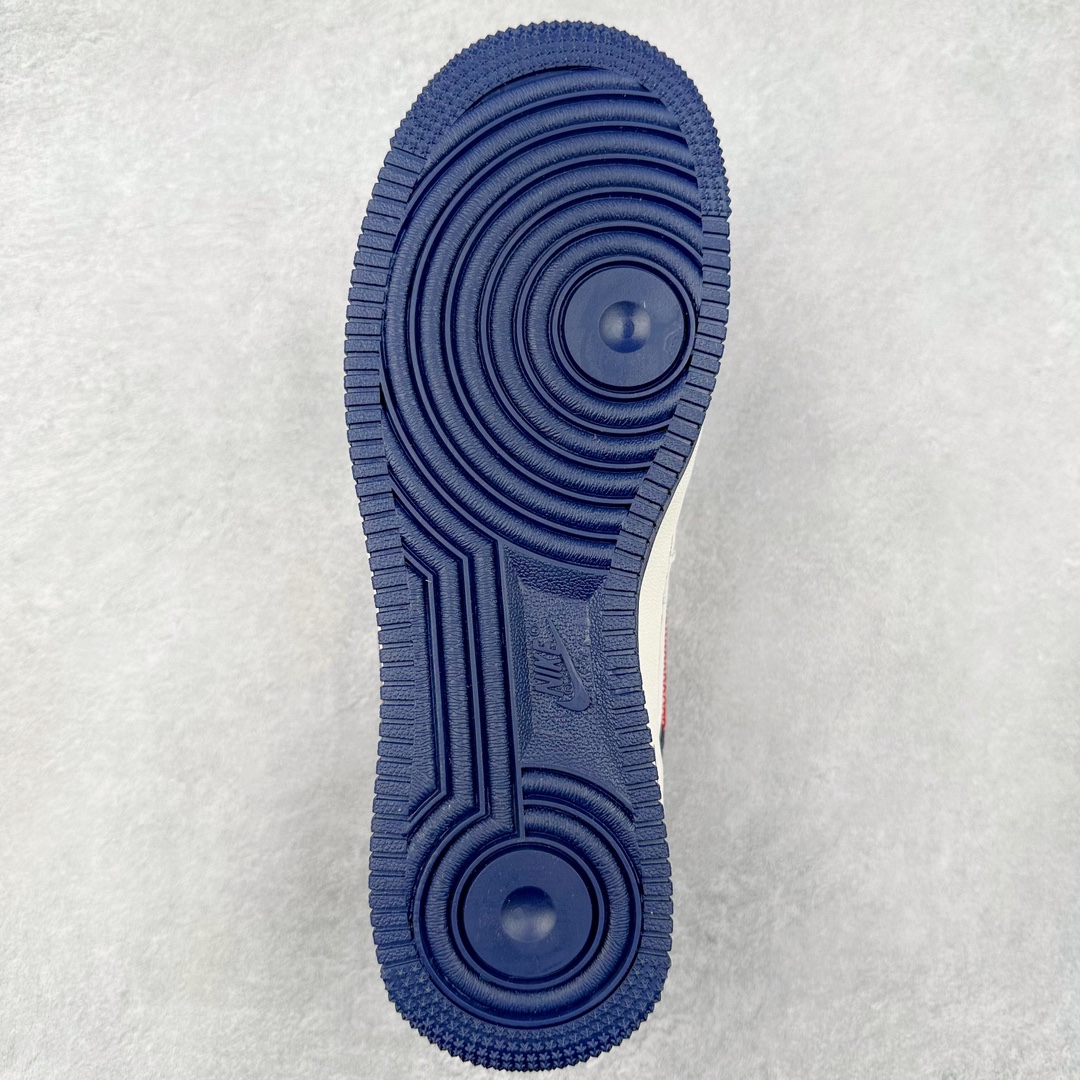 图片[9]-NK Air Force 1´07 Low 空军一号低帮百搭休闲运动板鞋 DM1688-801 柔软、弹性十足的缓震性能和出色的中底设计 横跨复古与现代的外型结合 造就出风靡全球 三十多年的Force 1 直到今天还深受青睐 尺码：36 36.5 37.5 38 38.5 39 40 40.5 41 42 42.5 43 44 44.5 45-选品中心