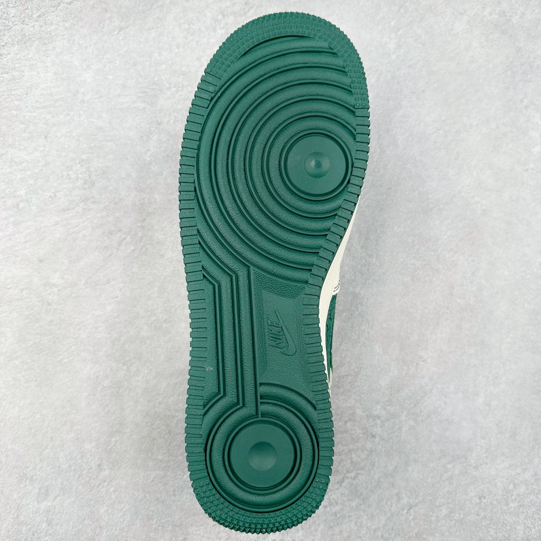 图片[9]-NK Air Force 1´07 Low 空军一号低帮百搭休闲运动板鞋 KK1988-008 柔软、弹性十足的缓震性能和出色的中底设计 横跨复古与现代的外型结合 造就出风靡全球 三十多年的Force 1 直到今天还深受青睐 尺码：36 36.5 37.5 38 38.5 39 40 40.5 41 42 42.5 43 44 44.5 45-选品中心