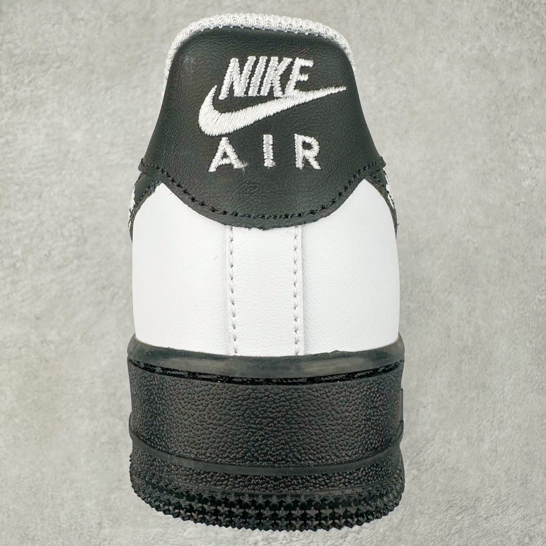 图片[8]-NK Air Force 1´07 Low 空军一号低帮百搭休闲运动板鞋 CW2288-111 柔软、弹性十足的缓震性能和出色的中底设计 横跨复古与现代的外型结合 造就出风靡全球 三十多年的Force 1 直到今天还深受青睐 尺码：36 36.5 37.5 38 38.5 39 40 40.5 41 42 42.5 43 44 44.5 45-选品中心