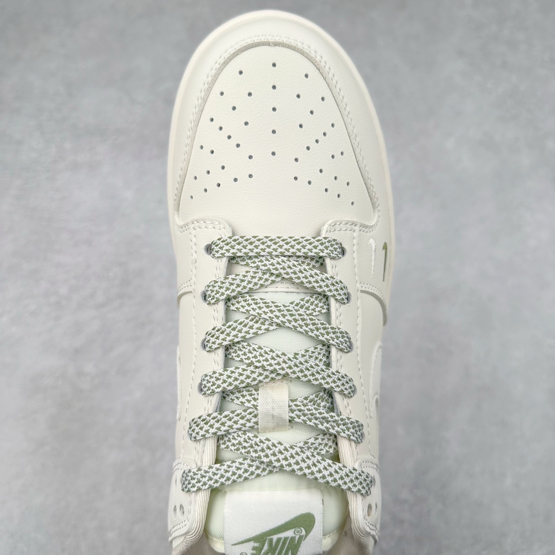 图片[4]-NK Dunk Low 定制配色 XX2025-318 大厂出品 极力推荐 原装头层材料 独家版型蒸餾加工帶來的是更好的视觉和脚感体验大厂纯原品质出货 清洁度 电绣工艺 皮料切割干净无任何毛边 细节完美 尺码：36 36.5 37.5 38 38.5 39 40 40.5 41 42 42.5 43 44 44.5 45 46 47.5-选品中心