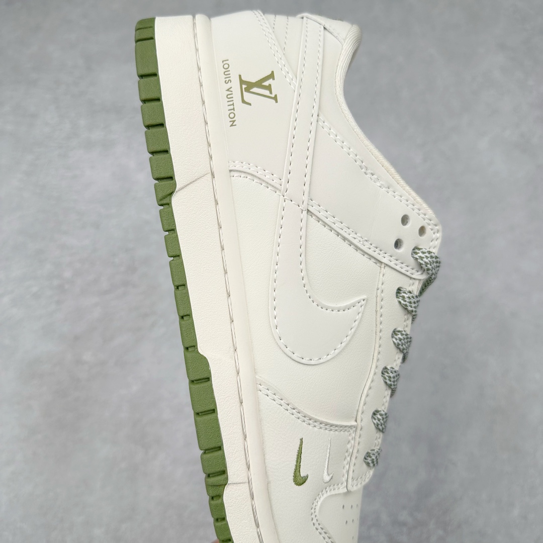 图片[6]-NK Dunk Low 定制配色 XX2025-318 大厂出品 极力推荐 原装头层材料 独家版型蒸餾加工帶來的是更好的视觉和脚感体验大厂纯原品质出货 清洁度 电绣工艺 皮料切割干净无任何毛边 细节完美 尺码：36 36.5 37.5 38 38.5 39 40 40.5 41 42 42.5 43 44 44.5 45 46 47.5-选品中心