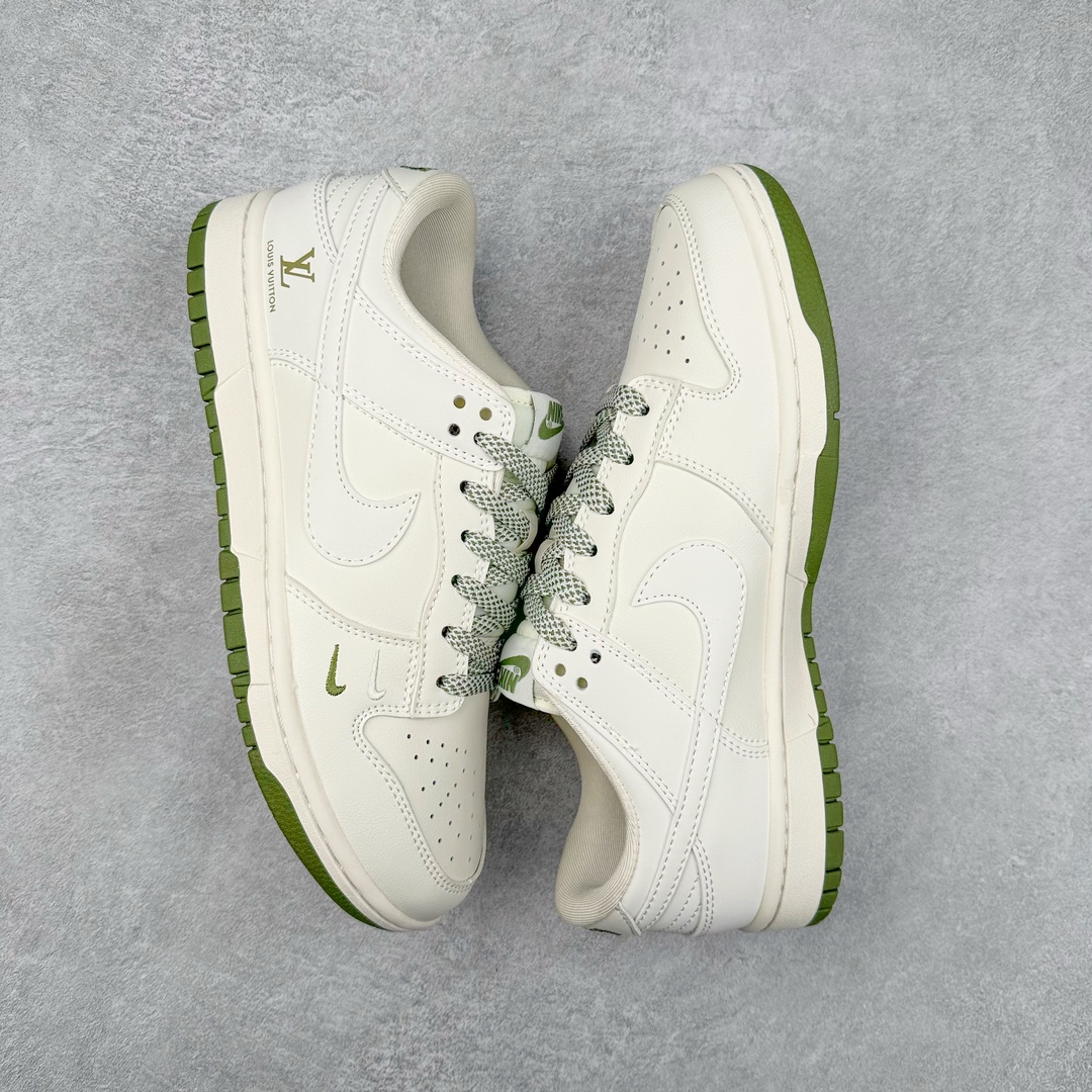 图片[3]-NK Dunk Low 定制配色 XX2025-318 大厂出品 极力推荐 原装头层材料 独家版型蒸餾加工帶來的是更好的视觉和脚感体验大厂纯原品质出货 清洁度 电绣工艺 皮料切割干净无任何毛边 细节完美 尺码：36 36.5 37.5 38 38.5 39 40 40.5 41 42 42.5 43 44 44.5 45 46 47.5-选品中心