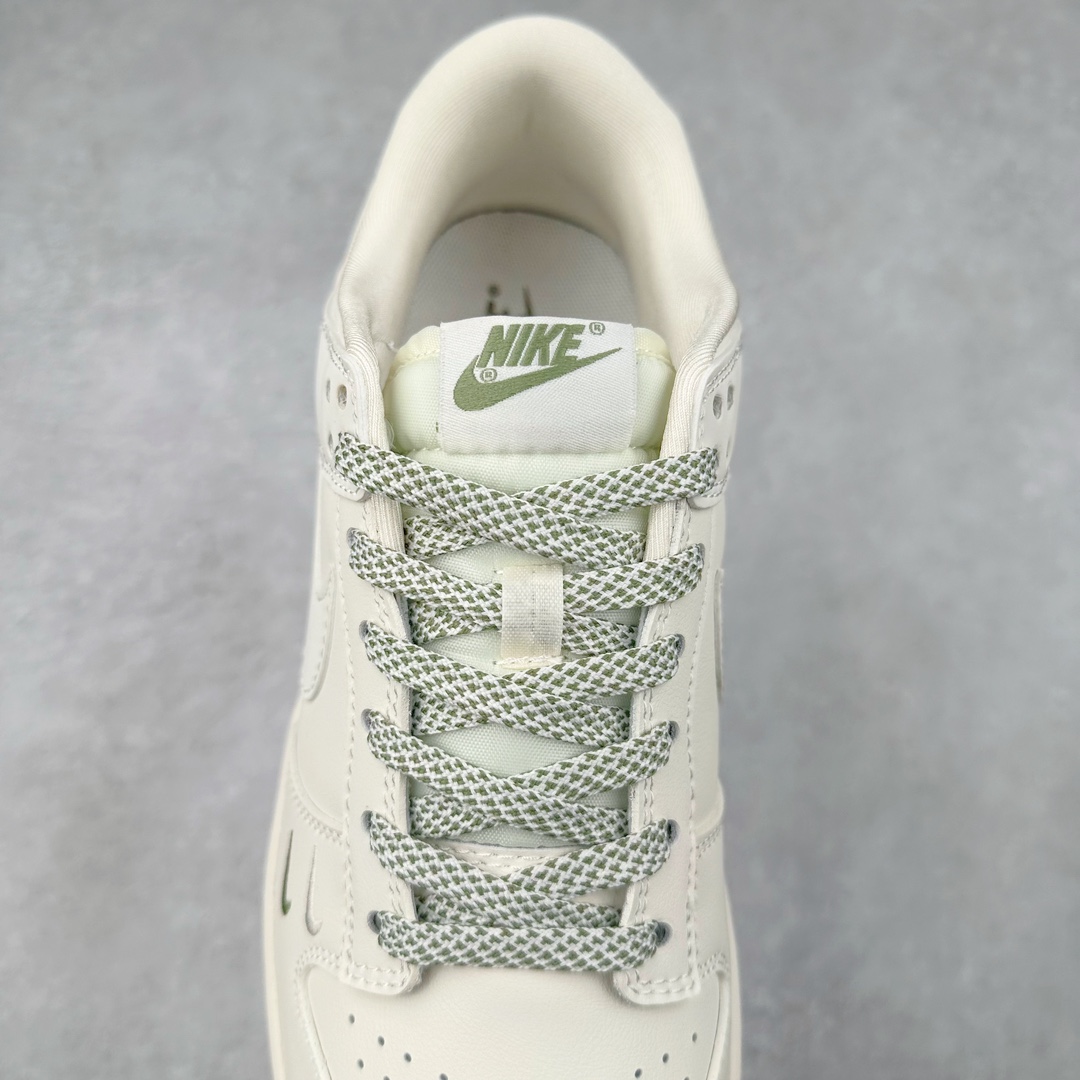 图片[5]-NK Dunk Low 定制配色 XX2025-318 大厂出品 极力推荐 原装头层材料 独家版型蒸餾加工帶來的是更好的视觉和脚感体验大厂纯原品质出货 清洁度 电绣工艺 皮料切割干净无任何毛边 细节完美 尺码：36 36.5 37.5 38 38.5 39 40 40.5 41 42 42.5 43 44 44.5 45 46 47.5-选品中心