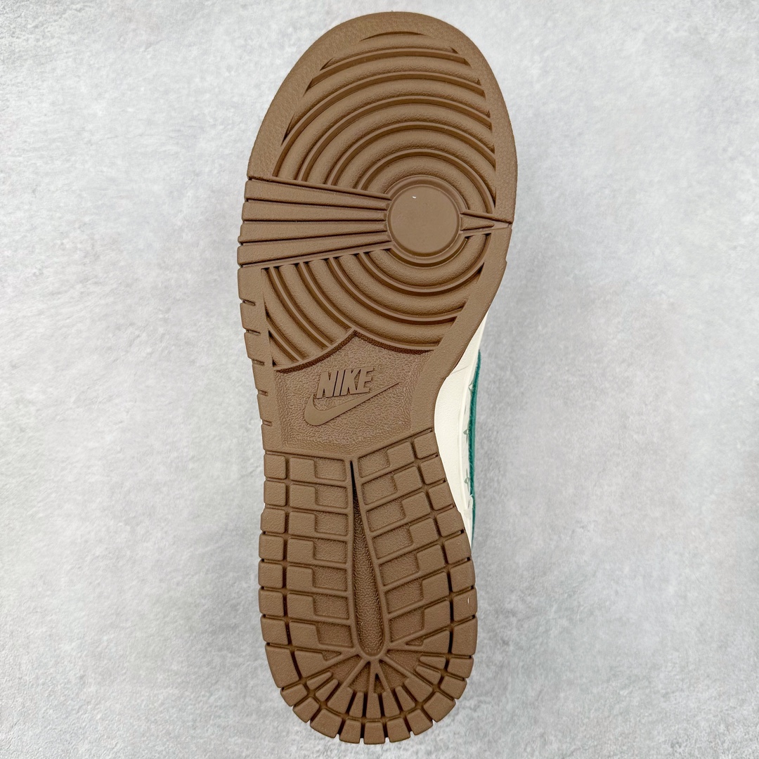 图片[9]-NK Dunk Low 定制配色 SJ2068-292 大厂出品 极力推荐 原装头层材料 独家版型蒸餾加工帶來的是更好的视觉和脚感体验大厂纯原品质出货 清洁度 电绣工艺 皮料切割干净无任何毛边 细节完美 尺码：36 36.5 37.5 38 38.5 39 40 40.5 41 42 42.5 43 44 44.5 45 46 47.5-选品中心