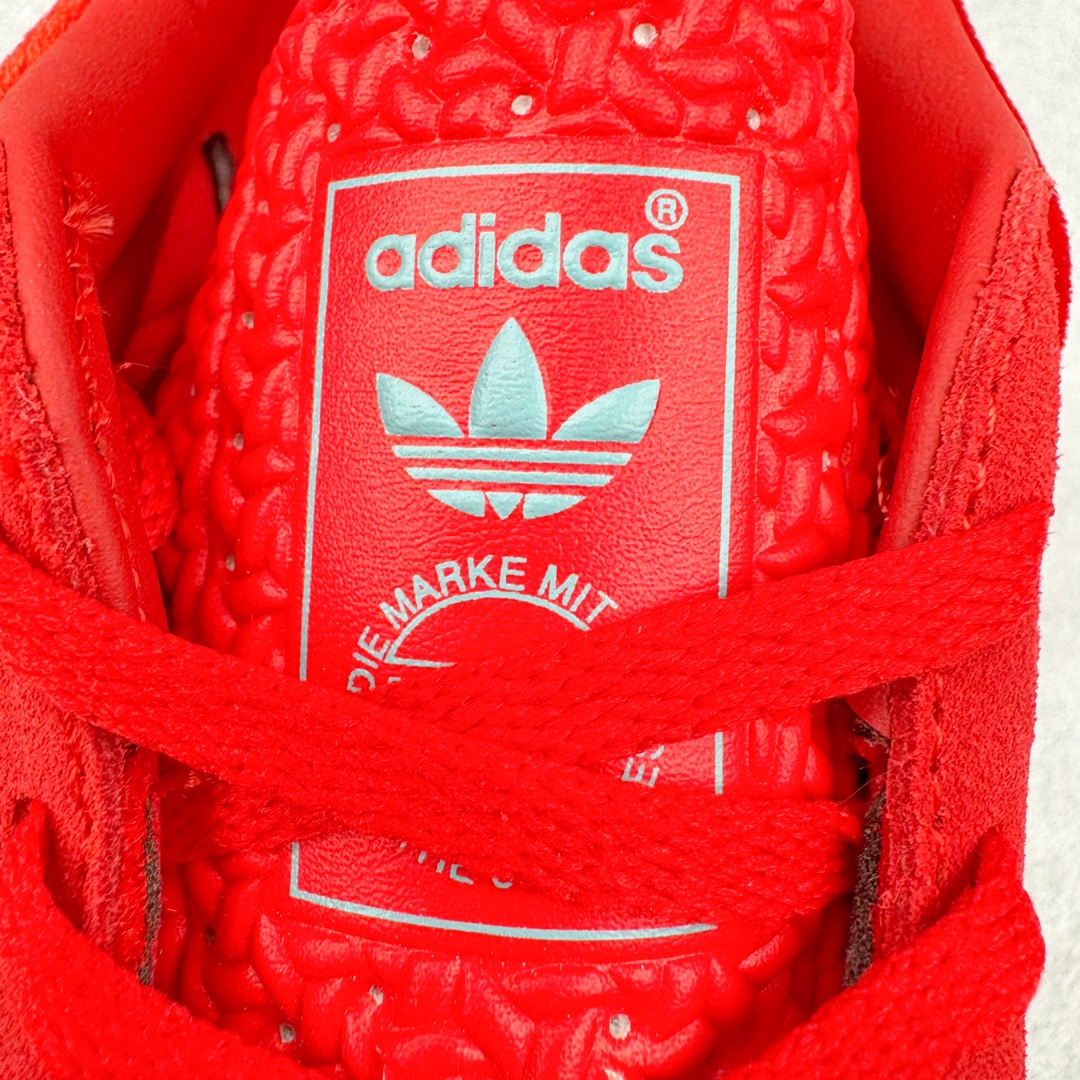 图片[13]-＃S2纯原 AD Original Gazelle Indoor Trainers 瞪羚室内鞋系列低帮复古百搭休闲运动德训风板鞋 IG6786 高端零售特供批次 原厂定制长毛翻毛皮组合环保纤维革鞋面材质 内置环保海玻璃鞋垫 外置RB橡胶大底 产品品控稳定性领先行业 原厂全套原楦原纸板冲刀磨具开发 原厂皮料加持 原厂港宝加持定型后跟R度完美 将复古进行到底 简约流畅 三十年不变经典 这款Gazelle运动鞋 无论面料、配色、质感或设计 都只在重现其1991年原款的经典 皮革鞋面 撞色三条纹和鞋跟标的设计 力求呈现90年代的经典复古风潮 Samba火热的同时 也带动了其它的复古鞋型 Gazelle便是其中一只 Gazelle Indoor拥有包边更宽的T字型鞋头 更好的保护运动员的前掌 浓浓的复古氛围感 非常适合现在流行的Cleanfit风格 尺码：36 36.5 37.5 38 38.5 39 40 40.5 41 42 42.5 43 44 44.5 45 46-选品中心