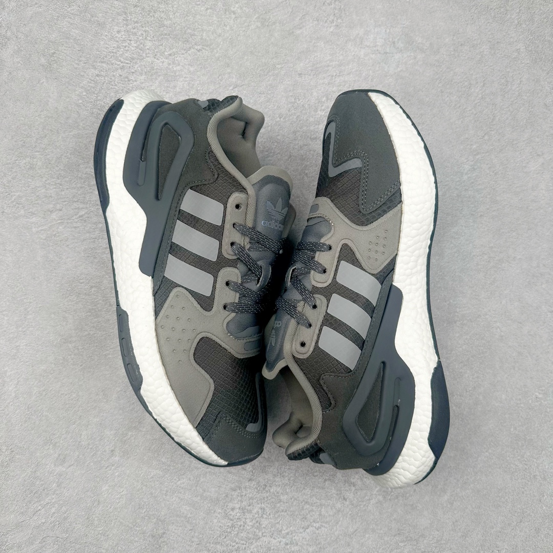 图片[3]-＃特价福利 AD Nite Jogger 2019 Boost 联名夜行者复古跑鞋 原厂材料 原厂大底 私家独模 网布搭配麂皮拼接打造鞋面 极具复古风格鞋头及鞋跟点缀3M反光设计极为亮眼中底采用全掌 Boost 科技 厚度相当可观 脚感极佳 尺码：36 36.5 37 38 38.5 39 40 40.5 41 42 42.5 43 44 44.5 45-选品中心
