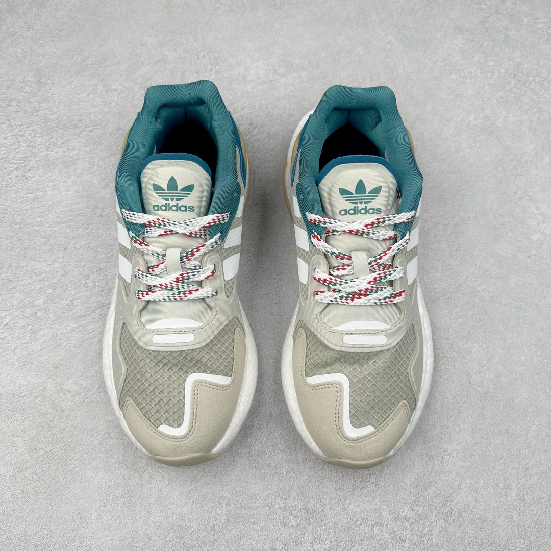 图片[2]-＃特价福利 AD Nite Jogger 2019 Boost 联名夜行者复古跑鞋 原厂材料 原厂大底 私家独模 网布搭配麂皮拼接打造鞋面 极具复古风格鞋头及鞋跟点缀3M反光设计极为亮眼中底采用全掌 Boost 科技 厚度相当可观 脚感极佳 尺码：36 36.5 37 38 38.5 39 40 40.5 41 42 42.5 43 44 44.5 45-选品中心