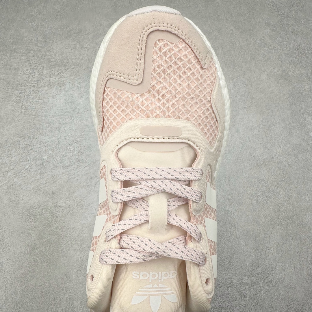 图片[4]-＃特价福利 AD Nite Jogger 2019 Boost 联名夜行者复古跑鞋 原厂材料 原厂大底 私家独模 网布搭配麂皮拼接打造鞋面 极具复古风格鞋头及鞋跟点缀3M反光设计极为亮眼中底采用全掌 Boost 科技 厚度相当可观 脚感极佳 尺码：36 36.5 37 38 38.5 39 40 40.5 41 42 42.5 43 44 44.5 45-选品中心