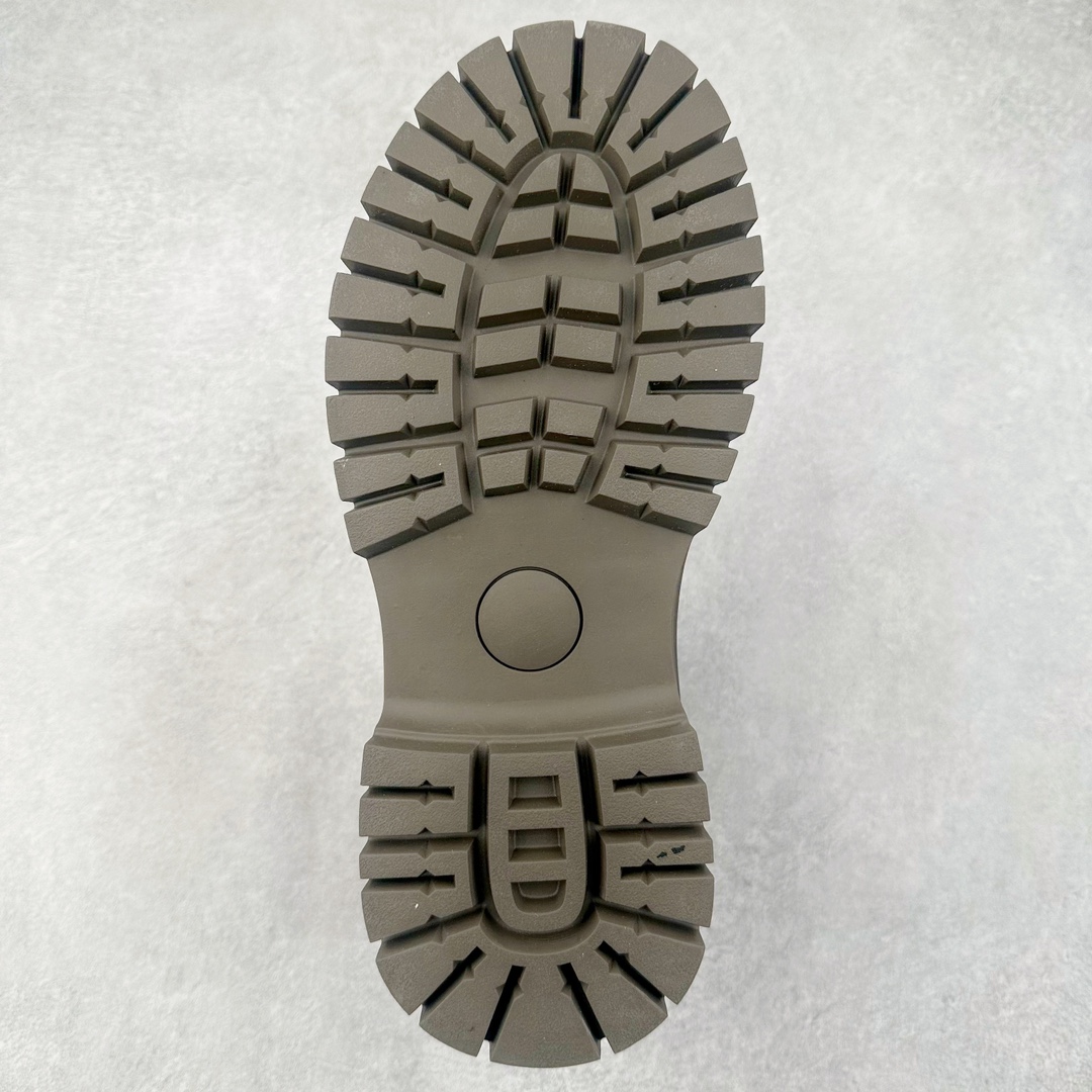 图片[9]-UGG 2024秋冬新品（羊羔毛一体内里 保暖锁热🔥）秋冬必备 户外中帮休闲马丁靴雪地靴系列 广东大厂品质 24ss秋冬新款 时尚潮流搭配 面料釆用意大利进口磨砂牛皮 全鞋真牛皮材料 大底到五金都是代工厂原材料制作 好货不杀猪 首单质量严格把控 全套官网统一包装 今年冬季防寒户外专用产品 日常随意搭配 型男必备‼美国轻奢品牌【UGG】Tasman Weather Hybrid 塔斯曼混合系列中帮轻量休闲马丁靴“ 尺码：39-44（比运动鞋大一码）-选品中心