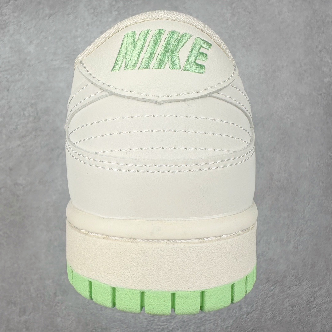 图片[8]-NK Dunk Low 定制配色 XX2025-321 大厂出品 极力推荐 原装头层材料 独家版型蒸餾加工帶來的是更好的视觉和脚感体验大厂纯原品质出货 清洁度 电绣工艺 皮料切割干净无任何毛边 细节完美 尺码：36 36.5 37.5 38 38.5 39 40 40.5 41 42 42.5 43 44 44.5 45 46 47.5-选品中心