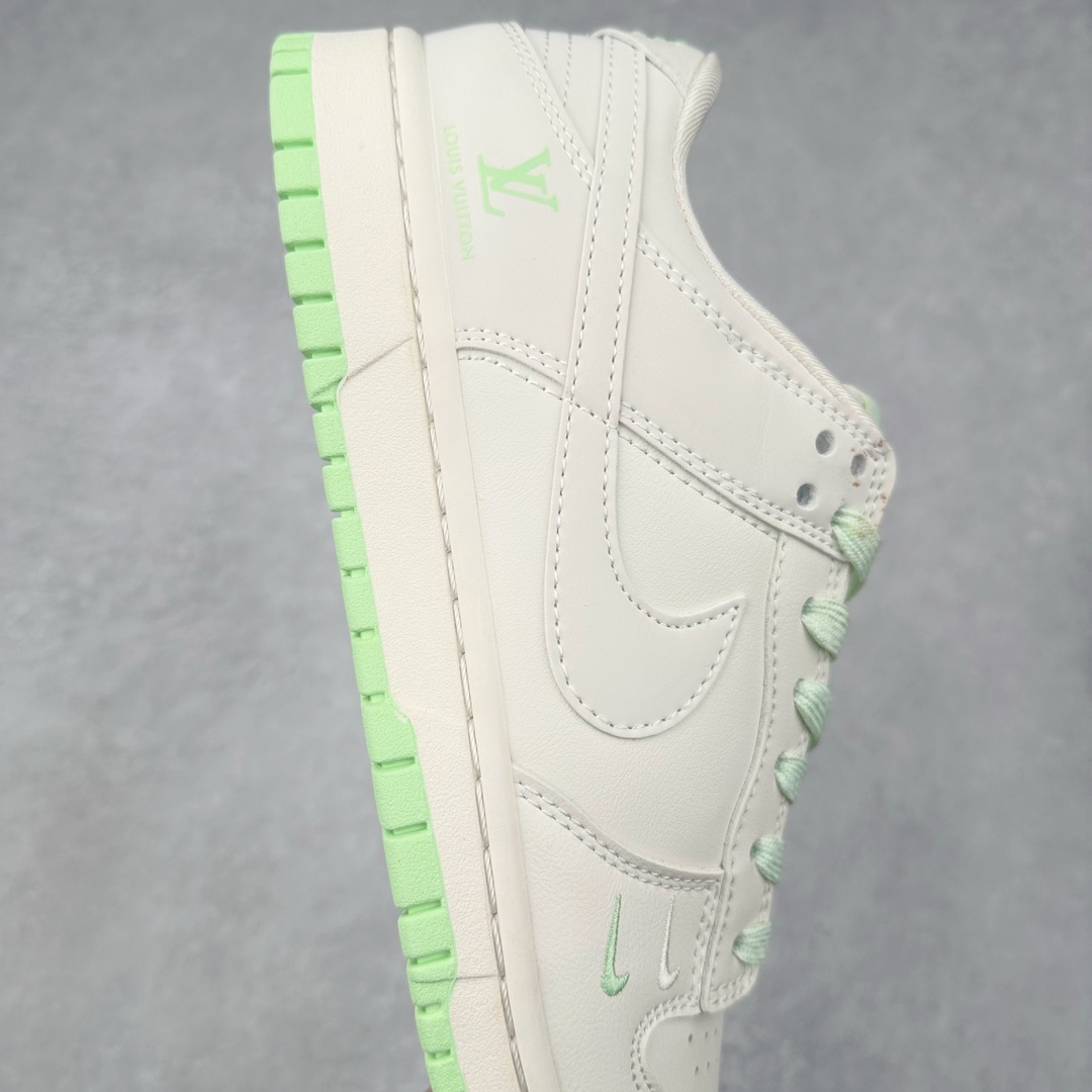 图片[6]-NK Dunk Low 定制配色 XX2025-321 大厂出品 极力推荐 原装头层材料 独家版型蒸餾加工帶來的是更好的视觉和脚感体验大厂纯原品质出货 清洁度 电绣工艺 皮料切割干净无任何毛边 细节完美 尺码：36 36.5 37.5 38 38.5 39 40 40.5 41 42 42.5 43 44 44.5 45 46 47.5-选品中心