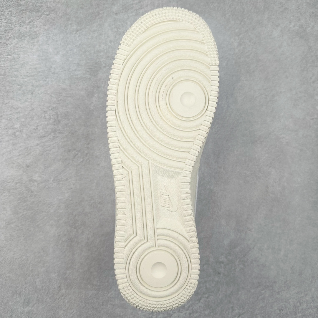 图片[9]-NK Air Force 1´07 Low 空军一号低帮百搭休闲运动板鞋 ZH0316-047 柔软、弹性十足的缓震性能和出色的中底设计 横跨复古与现代的外型结合 造就出风靡全球 三十多年的Force 1 直到今天还深受青睐 尺码：36 36.5 37.5 38 38.5 39 40 40.5 41 42 42.5 43 44 44.5 45-选品中心