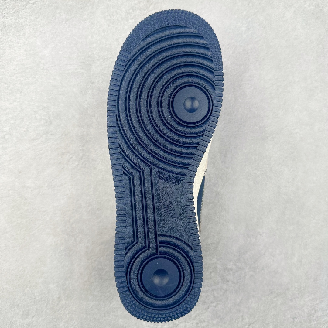 图片[9]-NK Air Force 1´07 Low 空军一号低帮百搭休闲运动板鞋 KK1988-012 柔软、弹性十足的缓震性能和出色的中底设计 横跨复古与现代的外型结合 造就出风靡全球 三十多年的Force 1 直到今天还深受青睐 尺码：36 36.5 37.5 38 38.5 39 40 40.5 41 42 42.5 43 44 44.5 45-选品中心