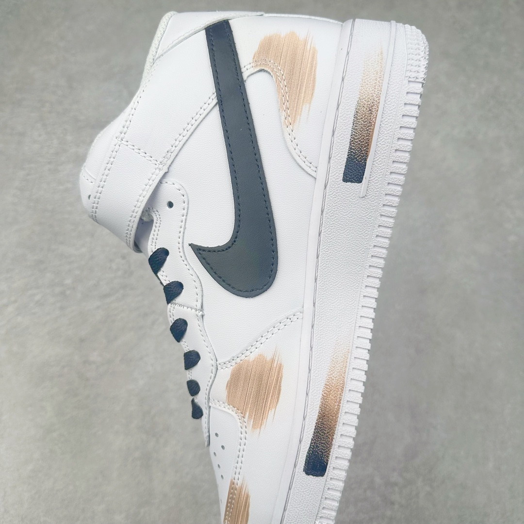 图片[7]-NK Air Force 1 Mid 空军一号中帮高帮百搭休闲运动板鞋 CW2289-111 柔软、弹性十足的缓震性能和出色的中底设计 横跨复古与现代的外型结合 造就出风靡全球三十多年的Force 1 尺码：36 36.5 37.5 38 38.5 39 40 40.5 41 42 42.5 43 44 44.5 45-选品中心