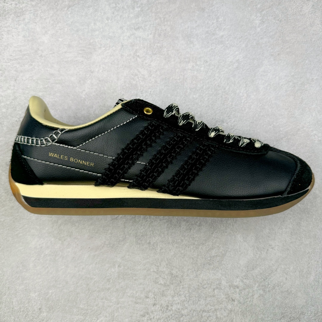 图片[4]-＃特价福利 Song for the Mute x AD Originals SFTM-003 联名款复古慢跑鞋 Originals与时装品牌Song for the Mute即将迎来第三个合作系列 这个系列主打的也是怀旧的氛围 采用了Country OG这个诞生于上世纪70年代的鞋款 尼龙和绒面革的梦幻拼接 低调而富有质感 呈现SFTM一贯的面料美学 三款不同风格的配色 亮点十足的斑点鞋带 体现怀旧主义和前卫设计无缝交织 鞋款采用了低帮的造型 方便日常穿着 同时对于外底做了处理 皮革材质和尼龙布材质的组合也更具是时代感 尺码：36 36.5 37 38 38.5 39 40 40.5 41 42 42.5 43 44 44.5 45-选品中心