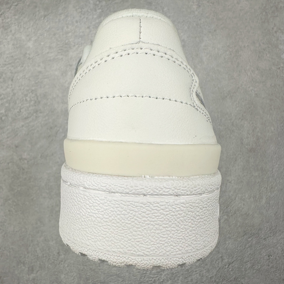 图片[8]-AD Forum 84 Low OG 低帮百搭潮流休闲运动板鞋 IH7828 以复古篮球鞋的外形为基础 采用皮革拼接 简约百搭 更加贴合舒适 中底内侧网格造型起到点睛之笔 外底橡胶 更显复古 尺码：36 36.5 37.5 38 38.5 39 40 40.5 41 42 42.5 43 44 44.5 45-选品中心