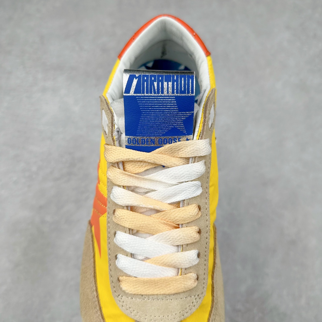图片[5]-＃纯原 GGDB Golden Goose Marathon 复古运动鞋生活休闲鞋 火爆全网 陈伟霆宋雨琦 杨幂等各路明星纷纷上脚 该系列新品鞋履以1970年代的田径鞋为设计灵感，巧妙融入3D打印鞋尾装饰等前沿元素，既彰显了复古格调，又将这种怀旧感投射到未来。其鞋面采用多种精致材质打造，并推出银色、黑色、红色、皇家蓝和白色等多款经典配色以及全新限定黄色，侧边点缀以品牌标志性的星星图案。全新黄色款式的鞋面侧边保留了品牌标志性的橙色星星图案，配以灰色鞋头。不均匀染色的鞋带和带有星星图案的鞋底，为整体造型增添了独特的印象。呈现男女都可穿着的中性风格，谁都能拥有并追逐自己的梦想。尺码：35 36 37 38 39 40 41 42 43 44 45-选品中心