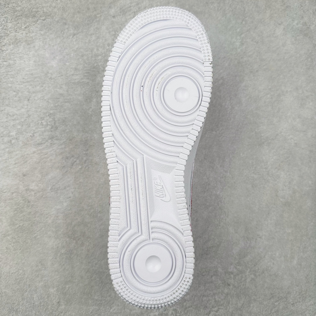 图片[9]-NK Air Force 1´07 Low 空军一号低帮百搭休闲运动板鞋 CW8822-011 柔软、弹性十足的缓震性能和出色的中底设计 横跨复古与现代的外型结合 造就出风靡全球 三十多年的Force 1 直到今天还深受青睐 尺码：36 36.5 37.5 38 38.5 39 40 40.5 41 42 42.5 43 44 44.5 45-选品中心