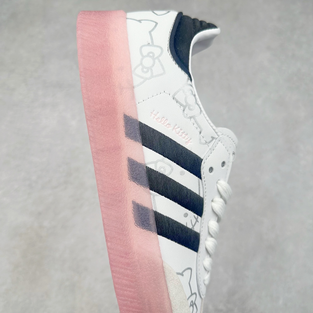 图片[6]-AD Samba XLG 桑巴舞加大厚底版系列德训风百搭松糕休闲运动板鞋生胶底 IG4450 自Originals Samba成功借势Blokecore风潮一跃成为街头巷尾的焦点鞋款后,不论是围绕Samba本身打造的各式「变种版本」,还是以Samba为蓝本打造联名鞋款,都成为了时尚潮流人士日常穿搭首选。Samba XLG是adidas Originals不断扩展XLG系列的一部分,旨在与年轻文化相契合,迎合那些希望通过个性时尚表达自我而不愿牺牲舒适度的年轻群体。街头时尚领域的Gen Z特别偏爱宽松的穿着风格。Samba XLG针对这一点做了创新。它在延续Samba OG经典设计的基础上,迎合年轻群体的穿着习惯,重塑为宽大的鞋身比例轮廓以及加厚中底,让消费者轻松展示自己独特的风格。全新的Samba XLG系列不仅迎合了当下年轻群体的穿搭习惯,加宽了鞋身比例以及将中底进一步增厚,在视觉比例上更加饱满,同时还保留了经典Samba的细节,这样一来,鞋迷朋友在穿搭上不仅能更加个性化,而且还能延续一定的复古感受。尺码：36 36⅔ 37⅓ 38 38⅔ 39⅓ 40 40⅔ 41⅓ 42 42⅔ 43⅓ 44 45-选品中心