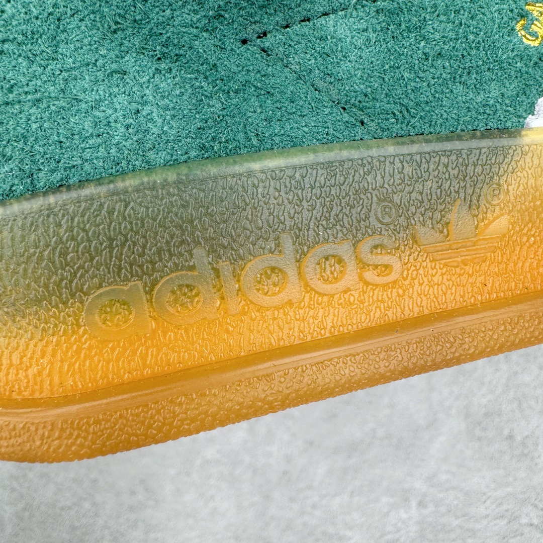 图片[18]-＃HP纯原 AD Original Gazelle Trainers 瞪羚室内鞋系列低帮复古百搭休闲运动德训风板鞋 IG5929 高端零售特供批次 原厂定制长毛翻毛皮组合环保纤维革鞋面材质 内置环保海玻璃鞋垫 外置RB橡胶大底 产品品控稳定性领先行业 原厂全套原楦原纸板冲刀磨具开发 原厂皮料加持 原厂港宝加持定型后跟R度完美 将复古进行到底 简约流畅 三十年不变经典 这款Gazelle运动鞋 无论面料、配色、质感或设计 都只在重现其1991年原款的经典 皮革鞋面 撞色三条纹和鞋跟标的设计 力求呈现90年代的经典复古风潮 Samba火热的同时 也带动了其它的复古鞋型 Gazelle便是其中一只 Gazelle Indoor拥有包边更宽的T字型鞋头 更好的保护运动员的前掌 浓浓的复古氛围感 非常适合现在流行的Cleanfit风格 尺码：35.5 36 36⅔ 37⅓ 38 38⅔ 39⅓ 40 40⅔ 41⅓ 42 42⅔ 43⅓ 44 44⅔ 45-选品中心