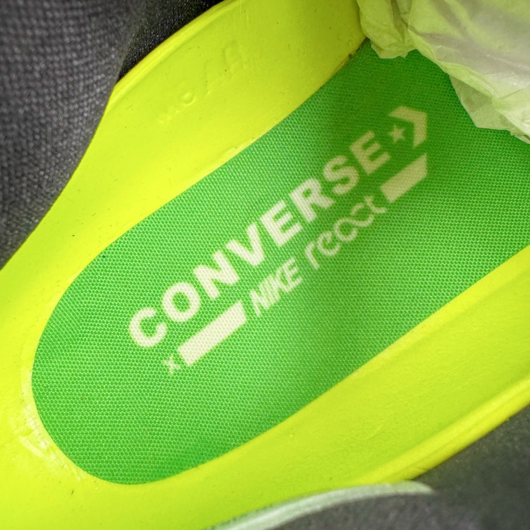 图片[11]-＃K版纯原Converse Chuck Taylor All Star Pro Bb Ox 实战篮球鞋 Converse全新Solstice系列再度迎来新作 此鞋型由Converse与NK传奇篮球产品设计师Eric Avar合作开发而成 All Star Pro BB代Converse设计的演变 并且融入了现代科Quadfit织法的鞋面提供稳定性与包覆NK React内核支撑多次切入与平稳起跳 All Star Pro BB同时也替Kelly Oubre Jr.等个性化球员设计独特配色 全新升级的BB Evo承袭前作嵌入式NIKE React鞋垫 带来轻盈灵活且贴合地面的舒适脚感 重叠模糊的经典星箭标致 营造犀利的速度感 曲面橡胶外底和菱型格状纹路 提供多方位抓地力 你可以在鞋身上发现一些全新的元素 鞋面材质注入更多填充支撑与包裹更加扎实50/50对分的鞋面配色 也更具视觉冲击力 尺码：36 37 37.5 38 38.5 39 40 40.5 41 42 42.5 43 44 44.5 45 46-选品中心