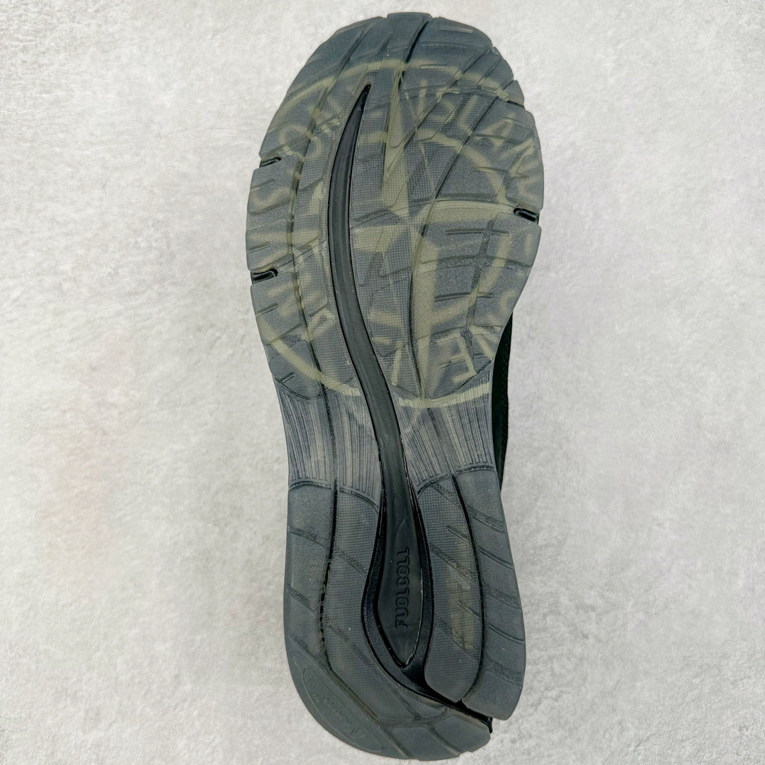 图片[9]-＃总裁 STONE ISLAND x New Balance NB991V2 第一代总统复古慢跑鞋 石头岛联名 黑色 U991SK2 正确3M反光细节 原楦原纸版开发 正确6层组合底模精密开发 后跟透明TPU水晶装饰条稳固 沿用了引以为傲的跑鞋手工技艺 采用猪皮绒面并包裹局部透气网面的鞋身设计 菱网鞋舌上刻有New Balance USA 鞋面依旧身着经典的大热之灰 彰显了其高端的品质身份 尺码：36 37 37.5 38 38.5 39 40 40.5 41.5 42 42.5 43 44 45 46.5-选品中心
